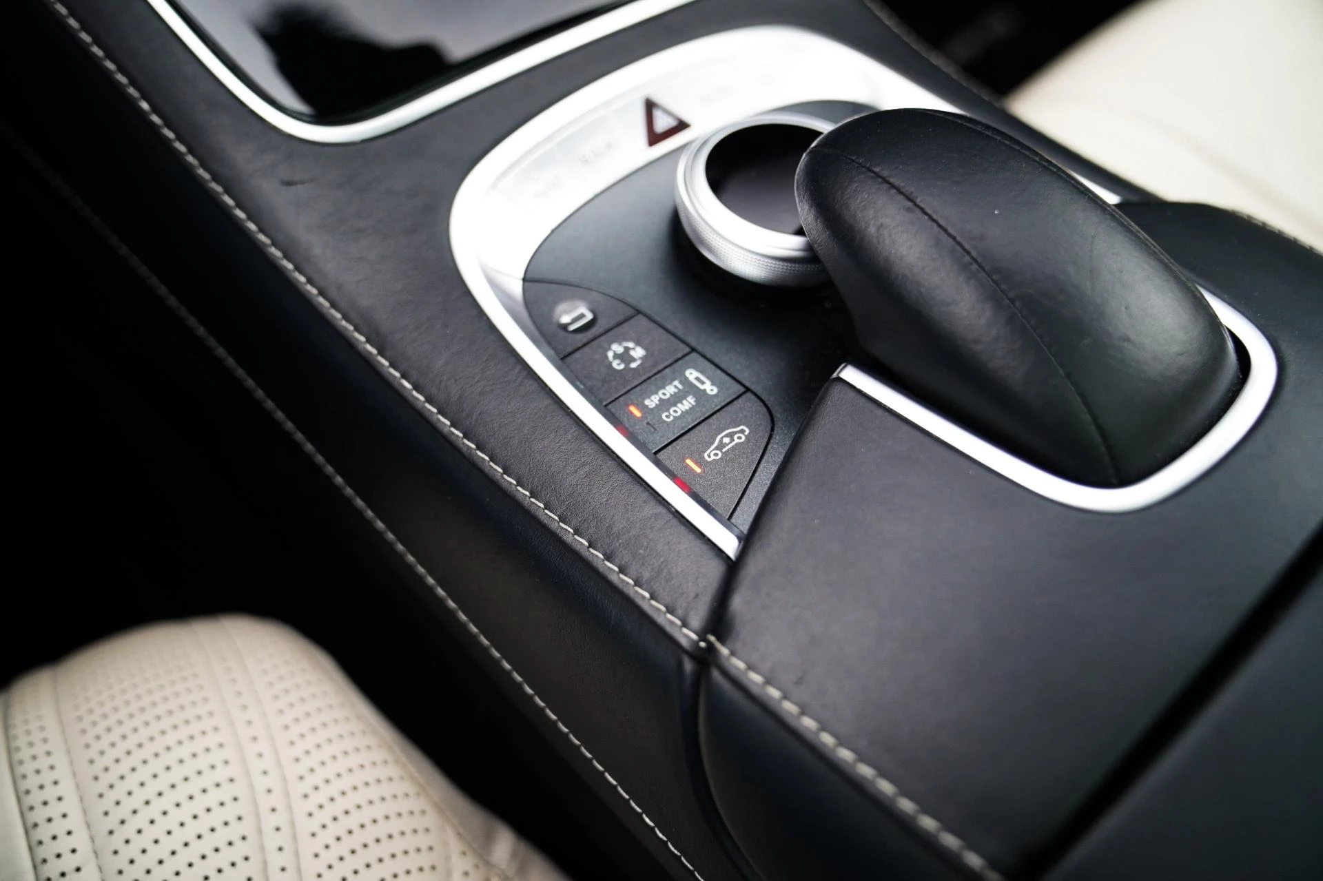 Hoofdafbeelding Mercedes-Benz S-Klasse