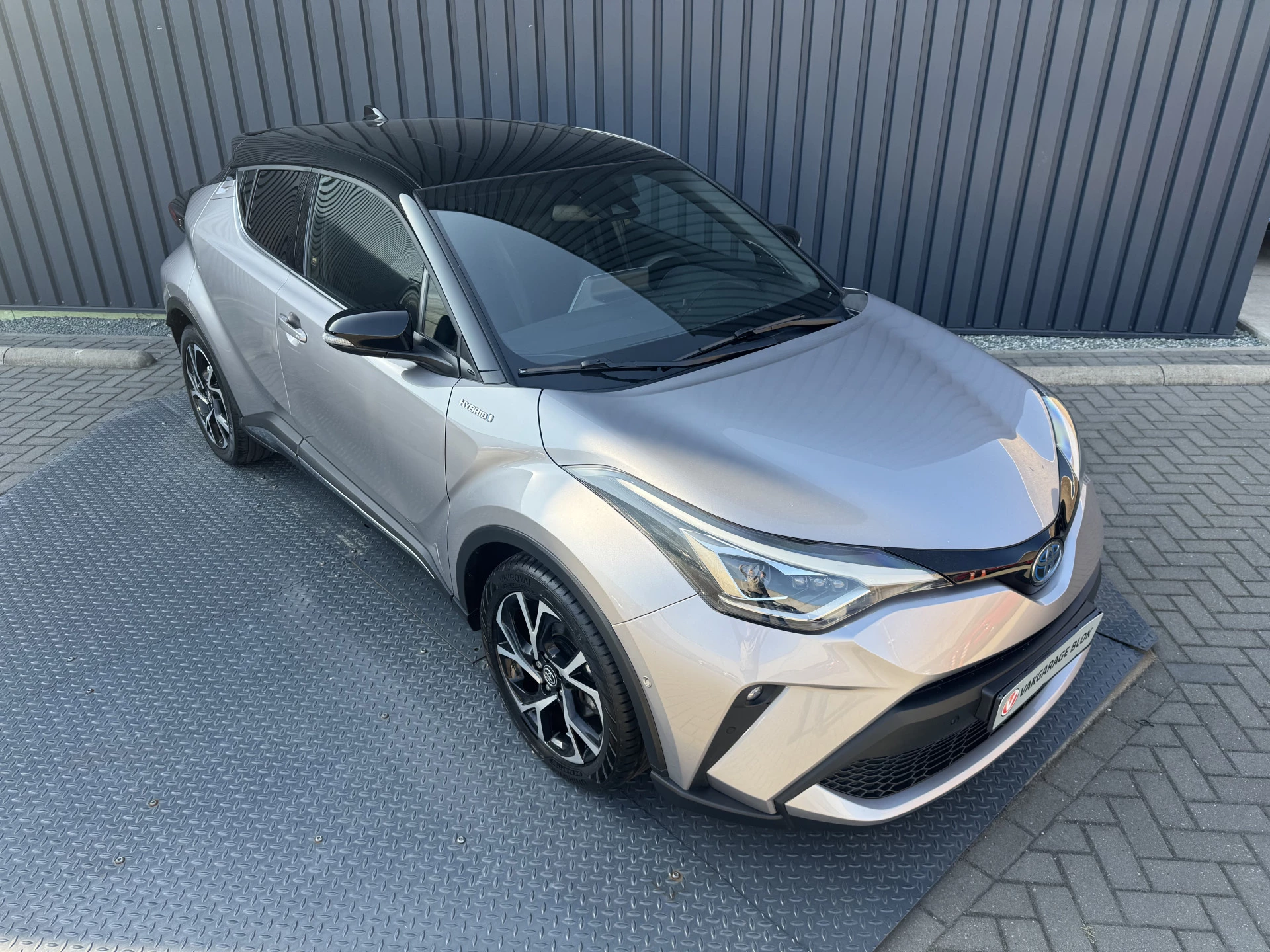 Hoofdafbeelding Toyota C-HR