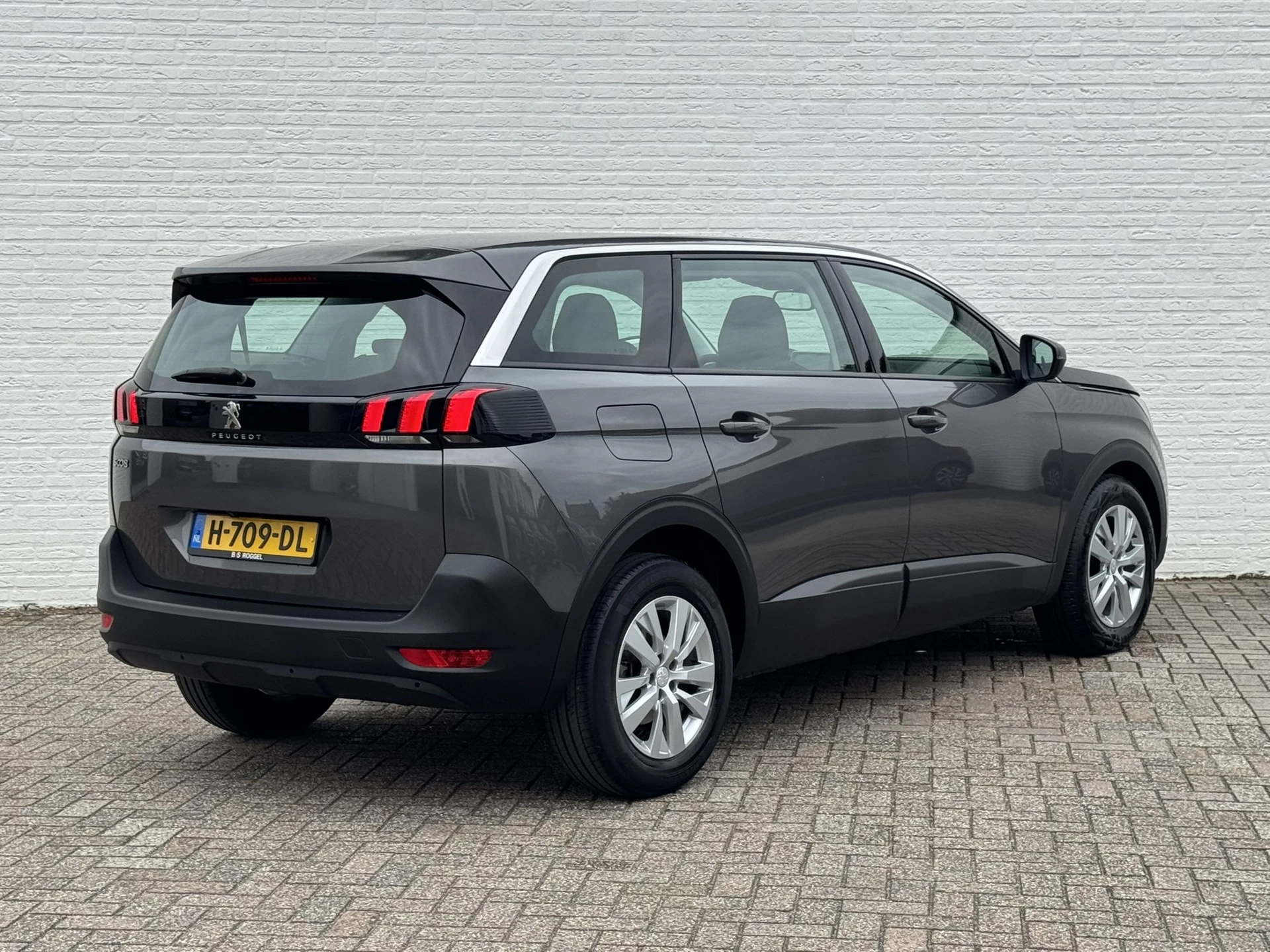 Hoofdafbeelding Peugeot 5008