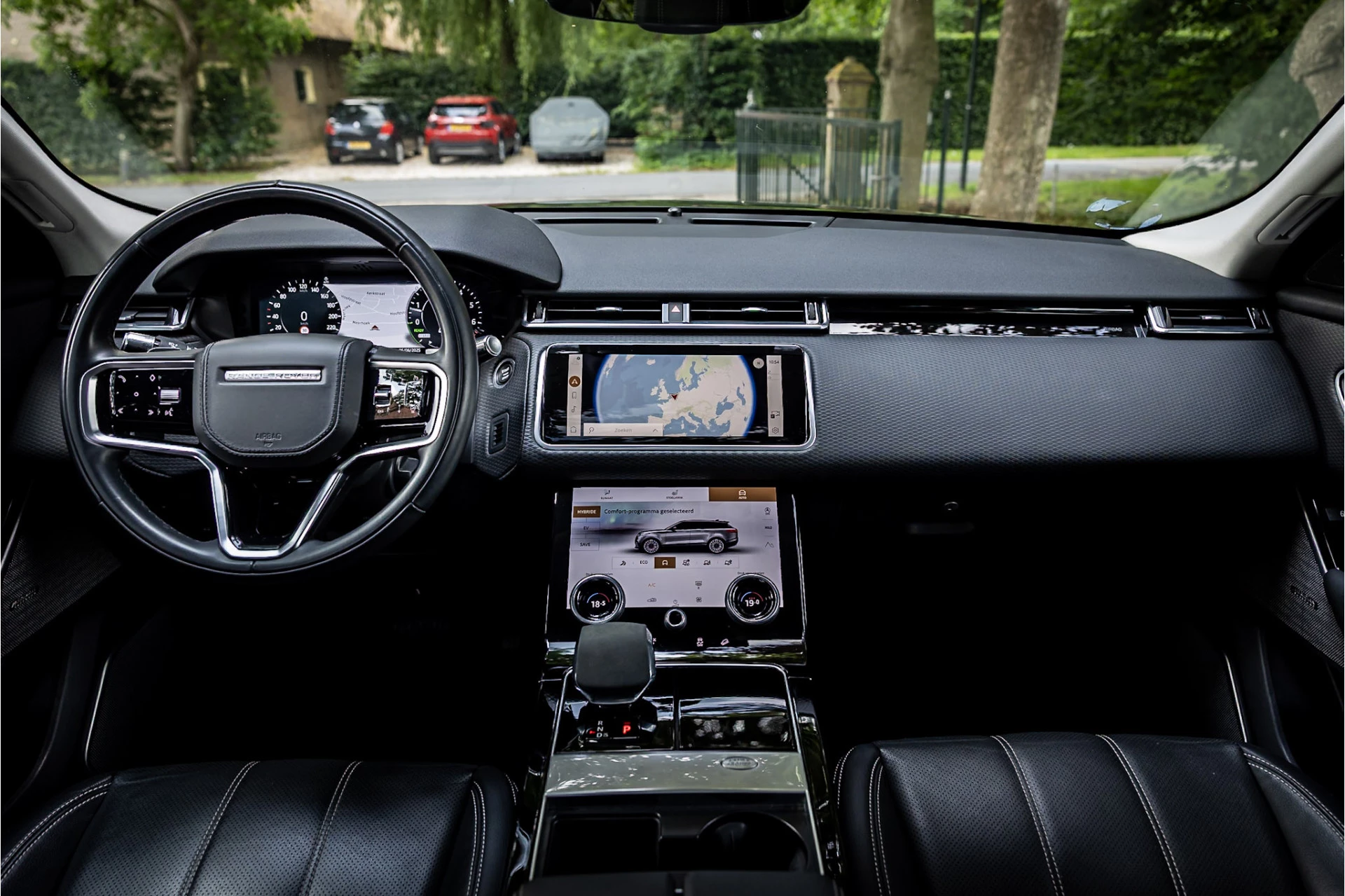 Hoofdafbeelding Land Rover Range Rover Velar