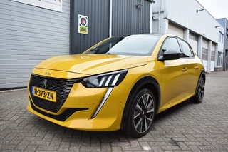 Hoofdafbeelding Peugeot 208 Peugeot 208 1.2 PureTech GT-Line 1e eig. 100 Pk.