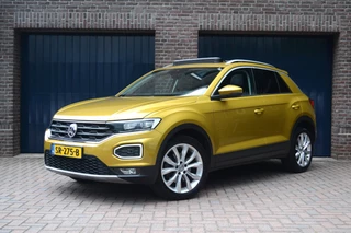 Volkswagen T-Roc 1.0 TSI Style Sport | Panoramadak | Led | Trekhaak | Clima | Adaptive Cruise