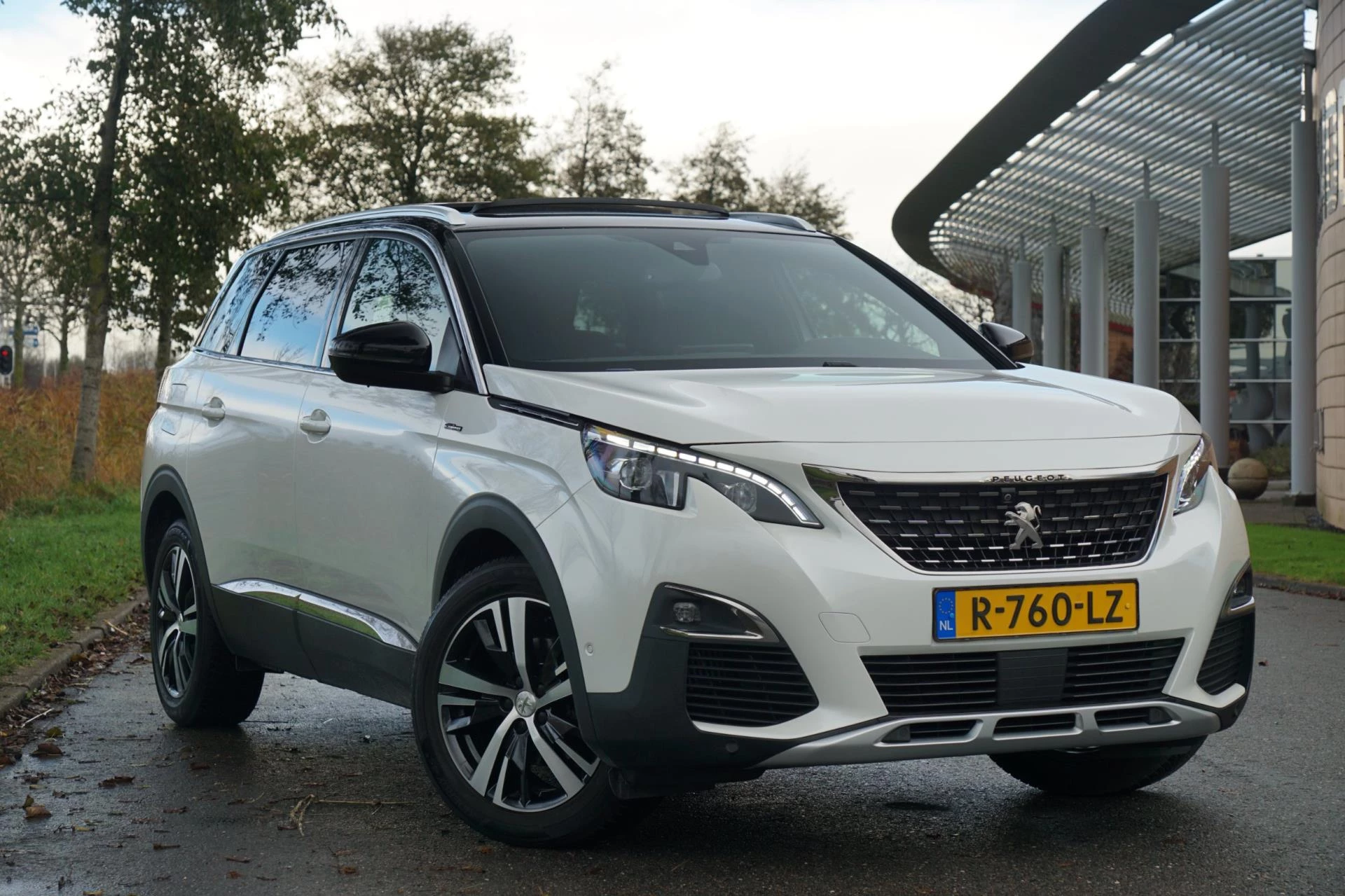 Hoofdafbeelding Peugeot 5008