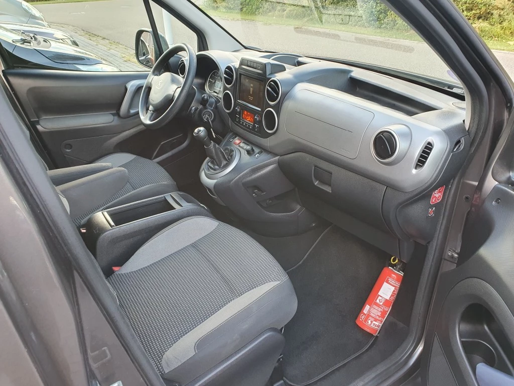 Hoofdafbeelding Peugeot Partner