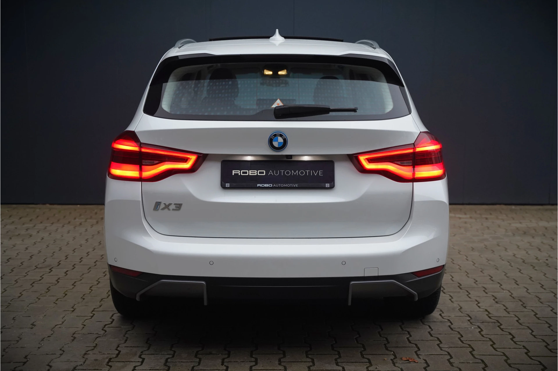 Hoofdafbeelding BMW iX3