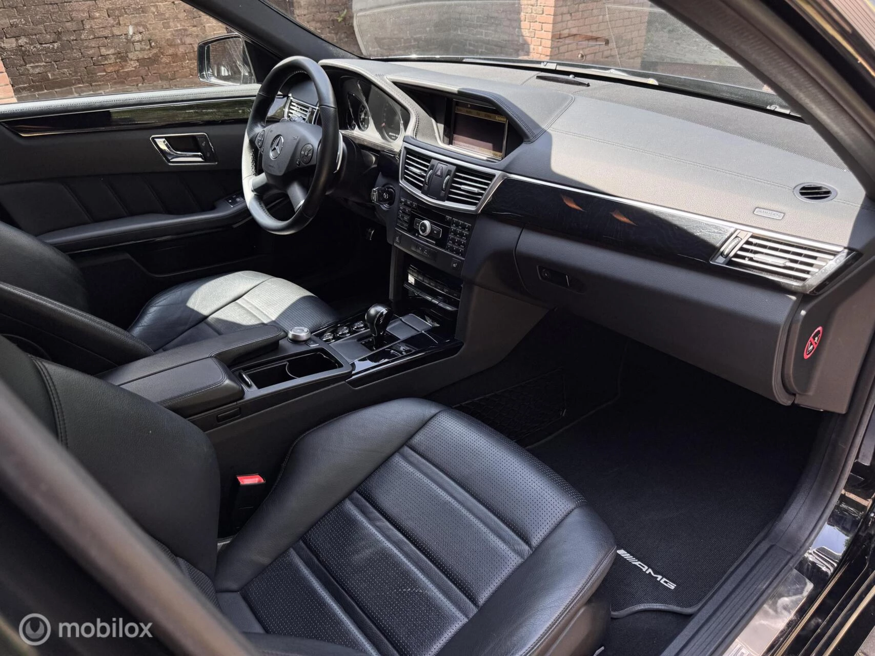 Hoofdafbeelding Mercedes-Benz E-Klasse