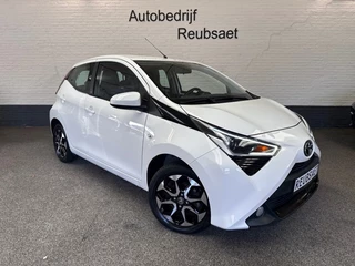 Toyota Aygo 1.0 VVT-I X-play Airco Dab Camera Carplay Led Incl 12Mnd Garantie