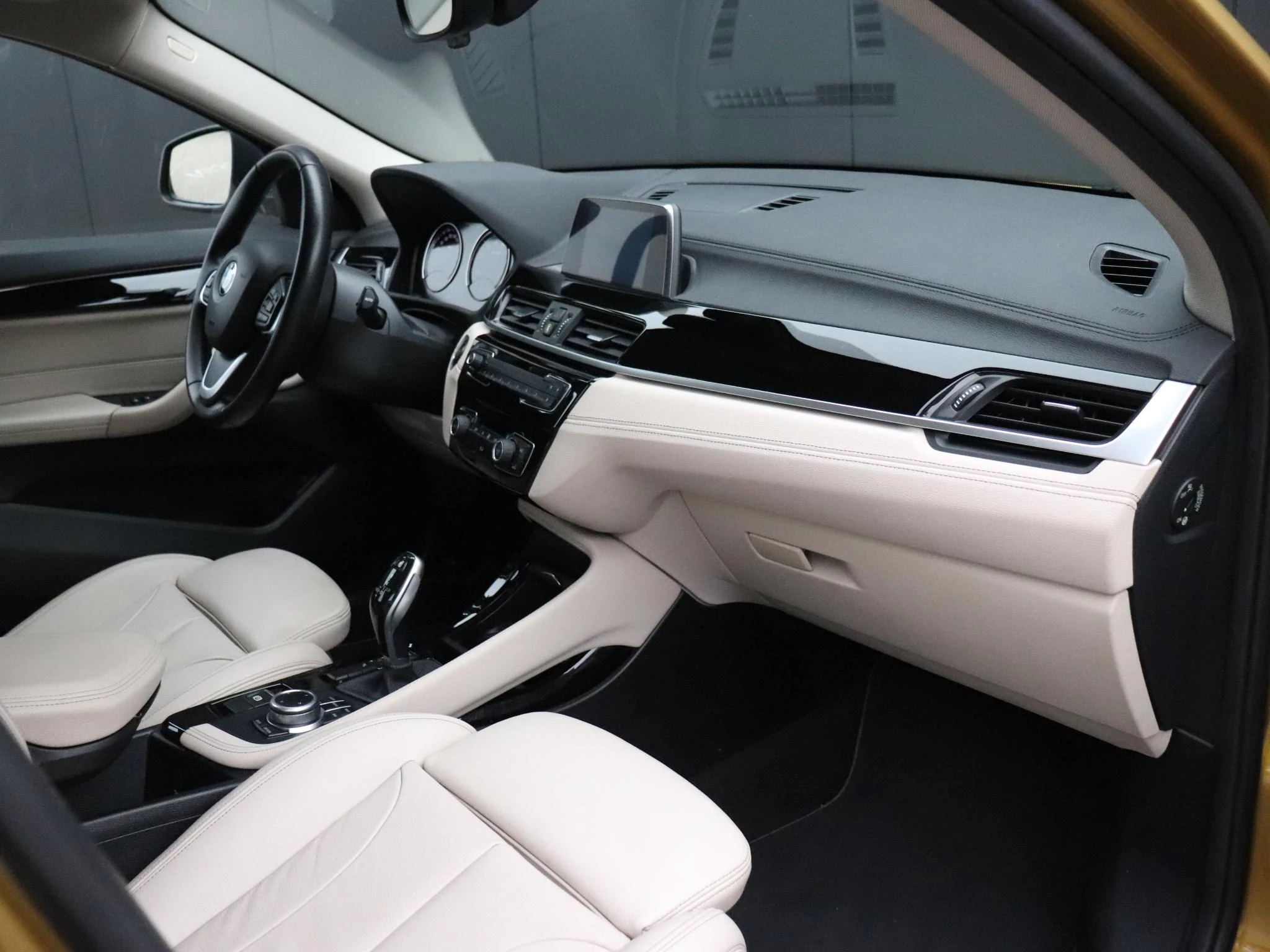 Hoofdafbeelding BMW X2