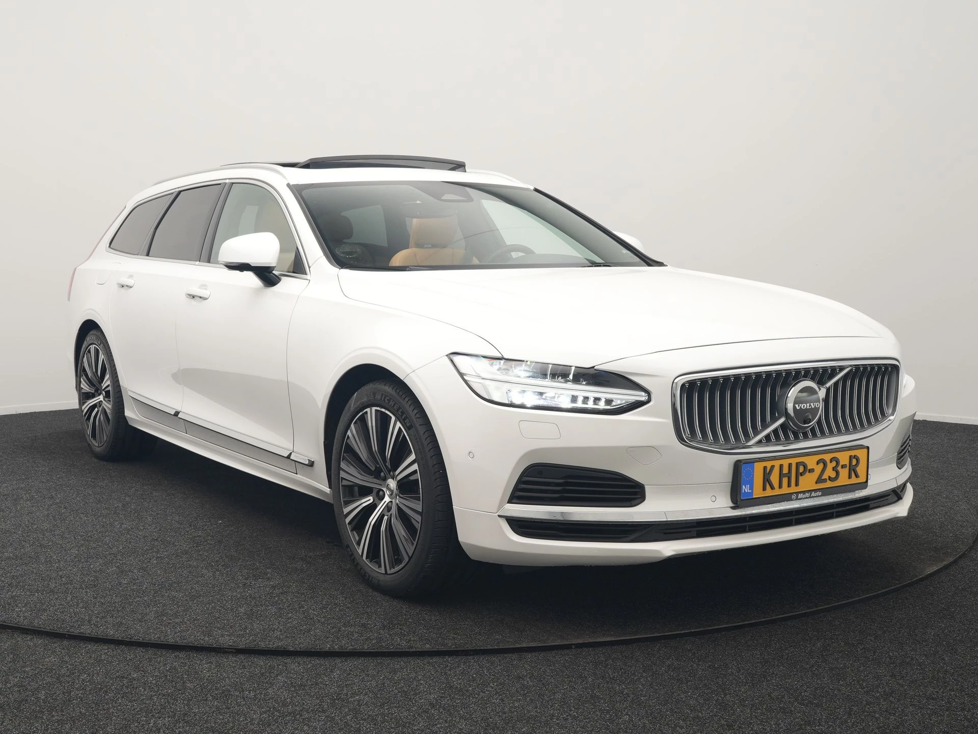 Hoofdafbeelding Volvo V90