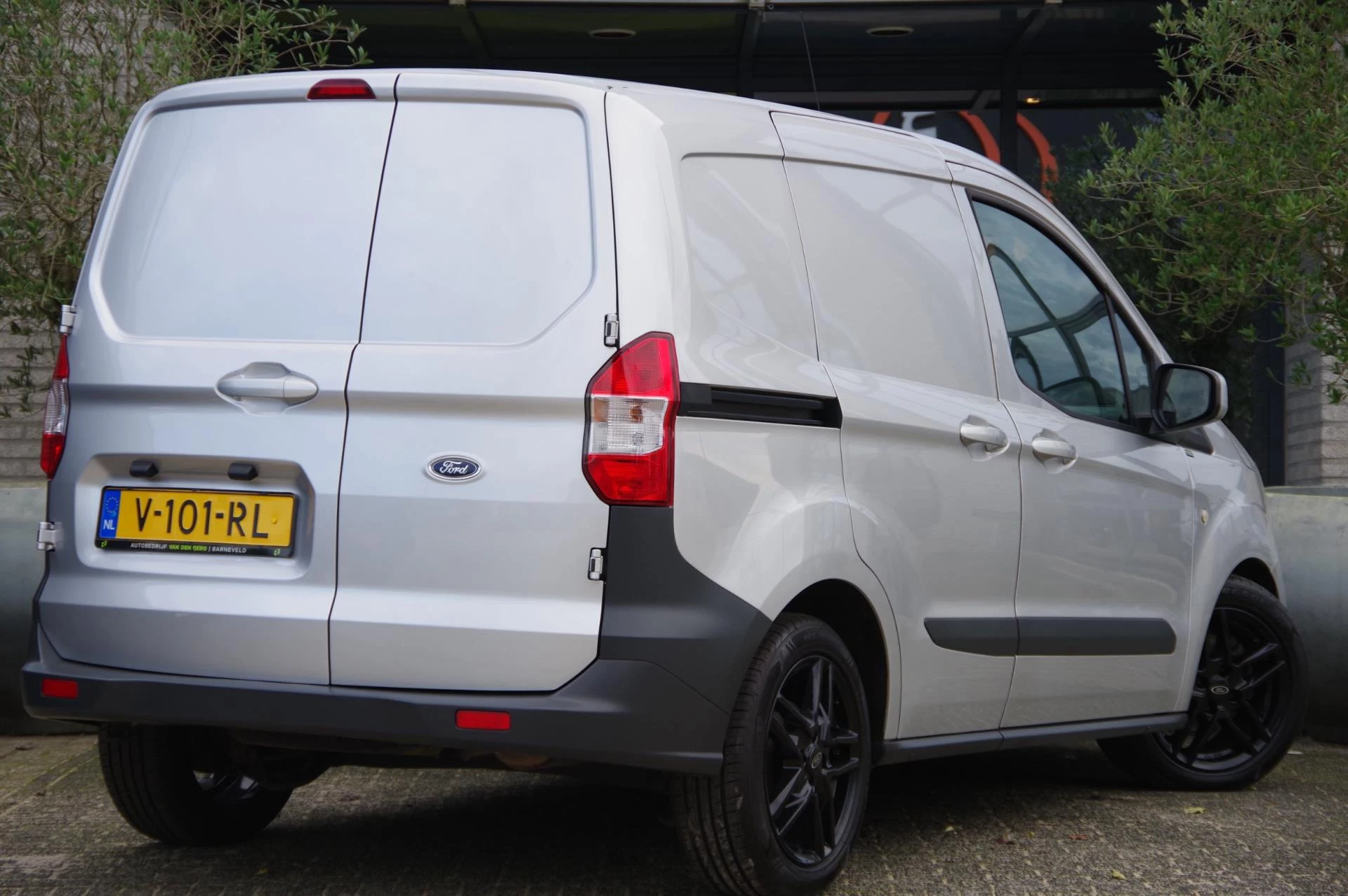 Hoofdafbeelding Ford Transit Courier