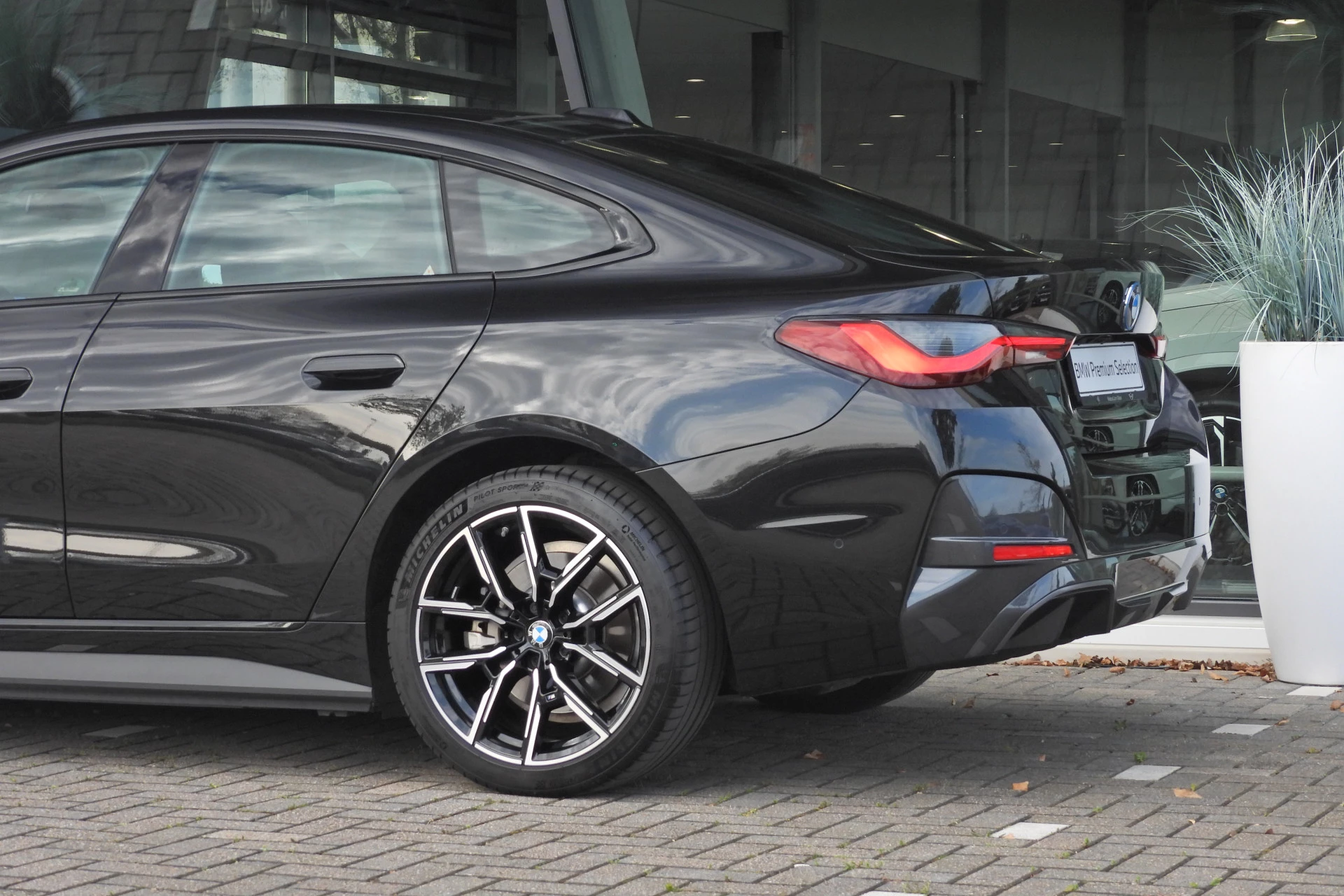 Hoofdafbeelding BMW i4