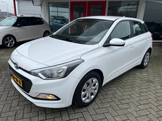 Hoofdafbeelding Hyundai i20 Hyundai i20 1.2 76PK 5Deurs AIRCO