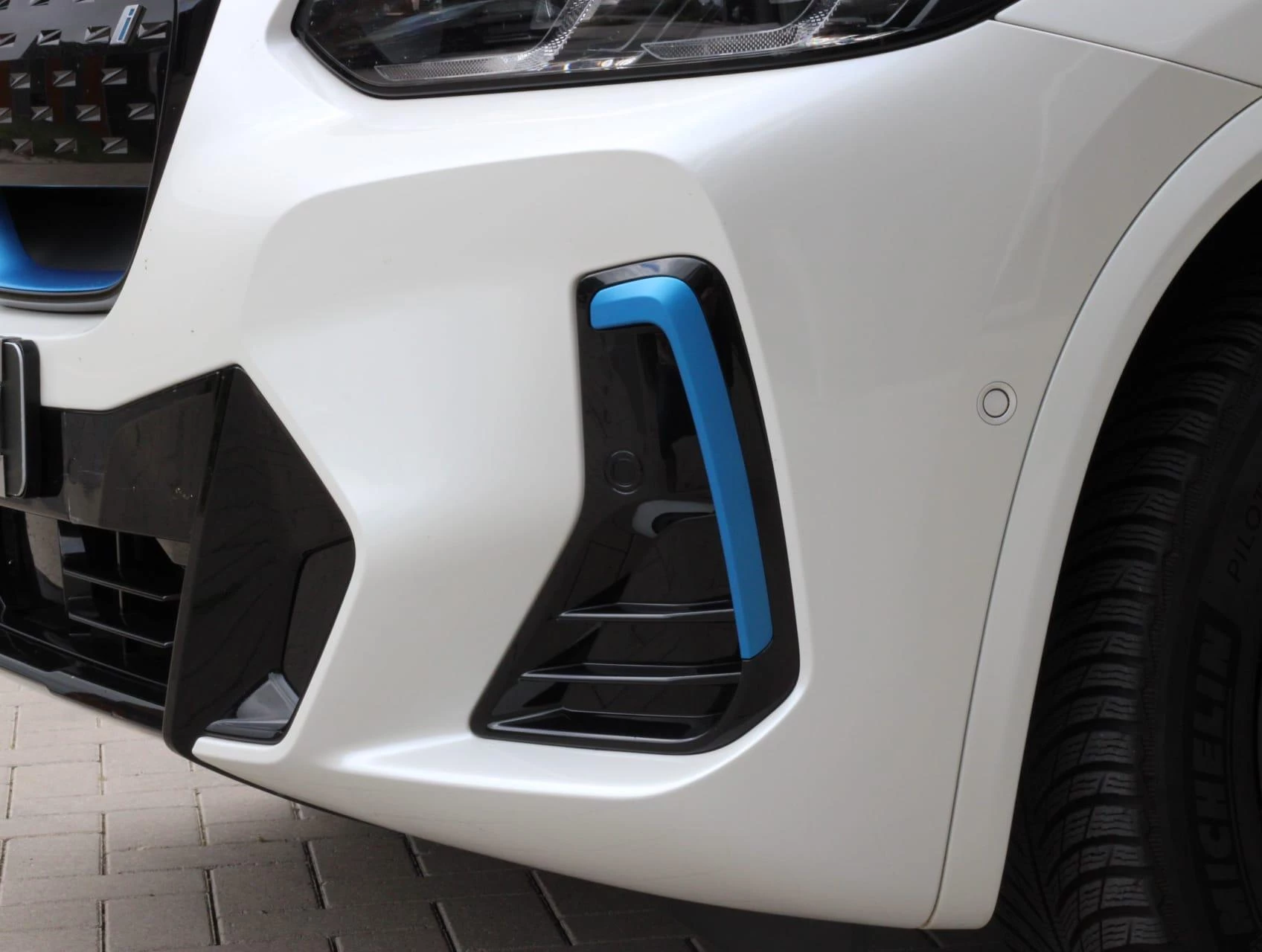Hoofdafbeelding BMW iX3