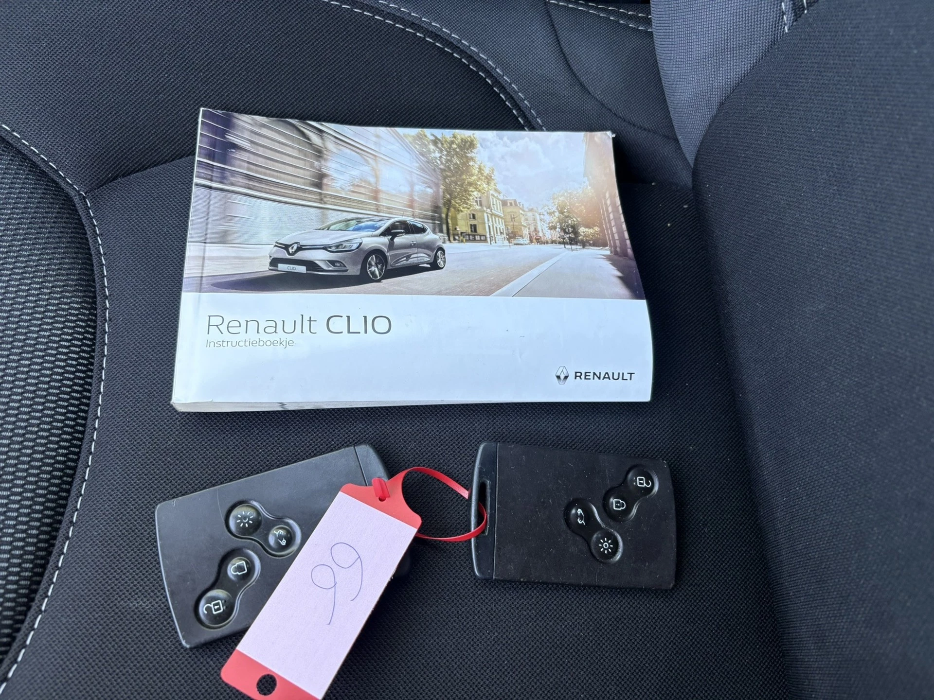 Hoofdafbeelding Renault Clio