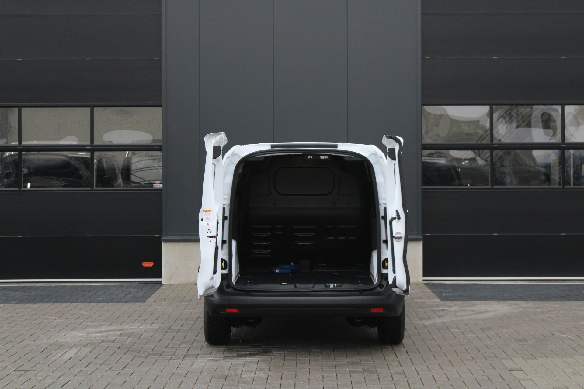 Hoofdafbeelding Ford E-Transit