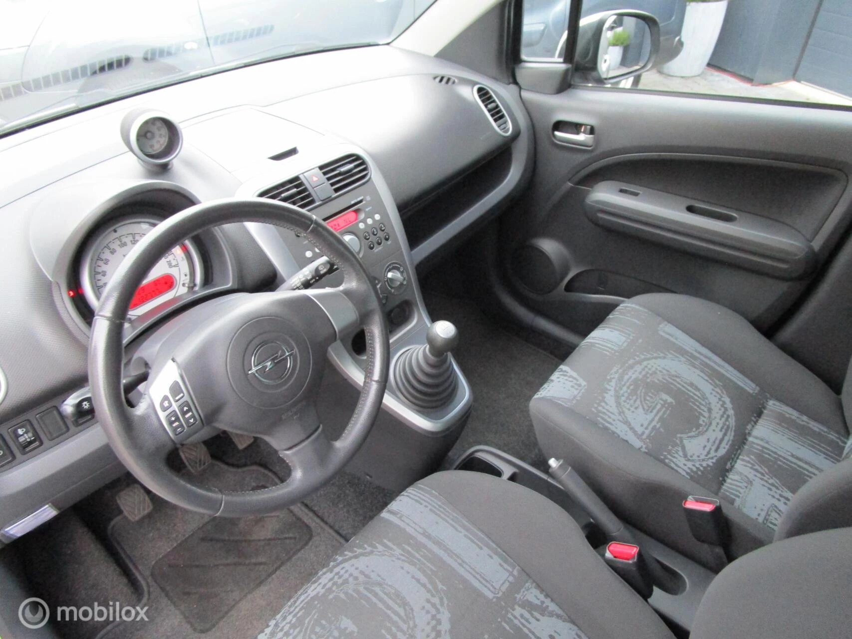 Hoofdafbeelding Opel Agila