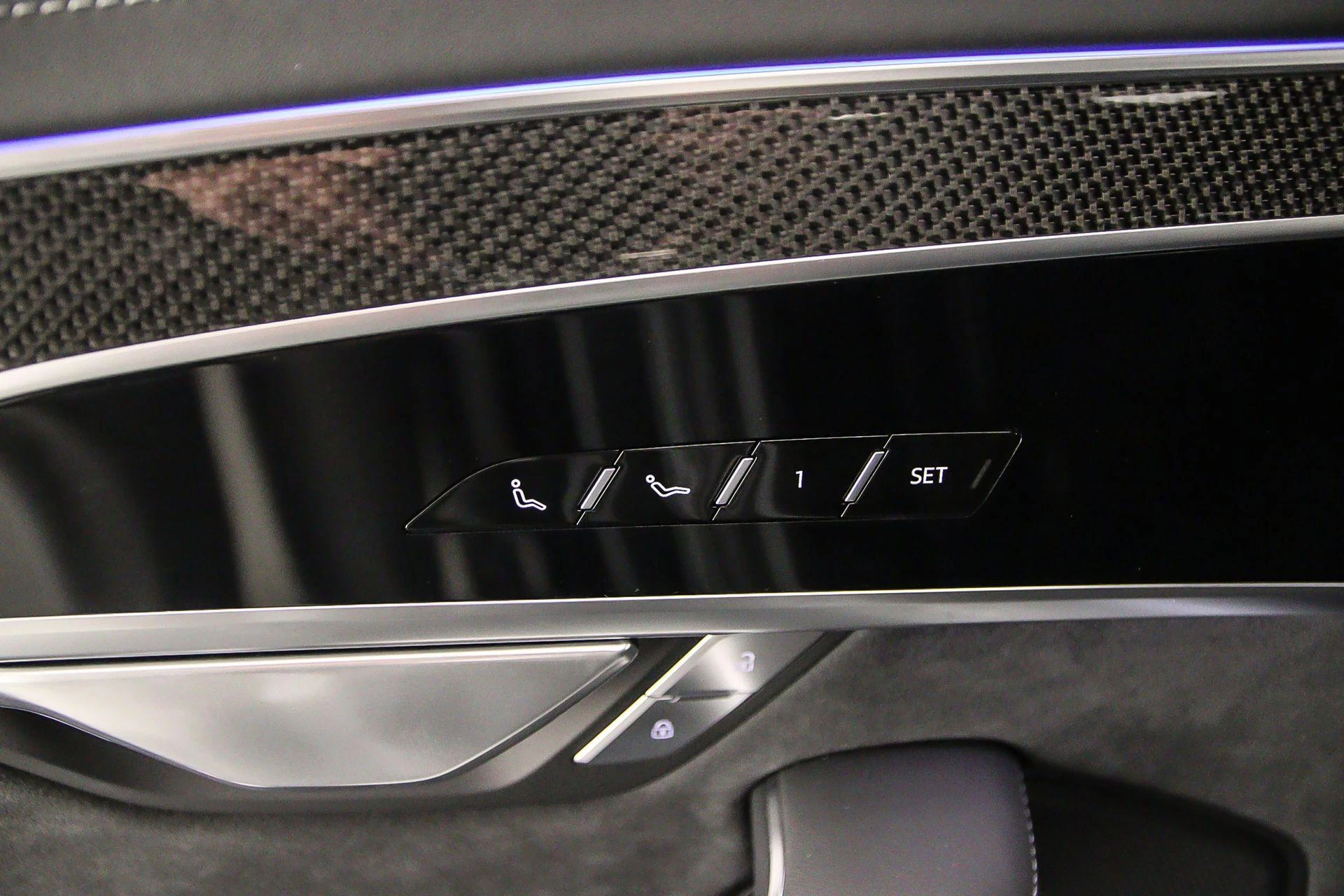 Hoofdafbeelding Audi A8