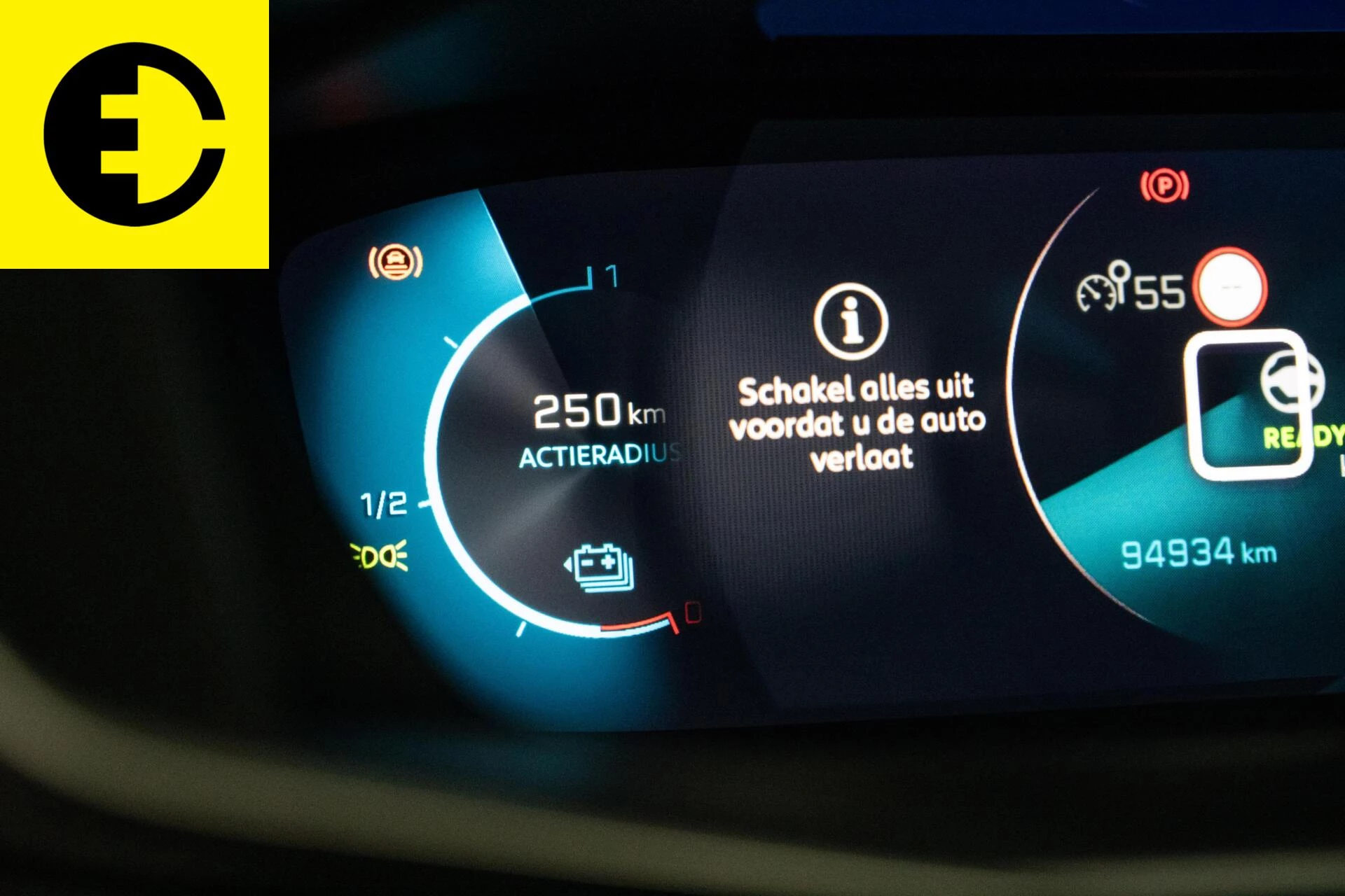 Hoofdafbeelding Peugeot e-208