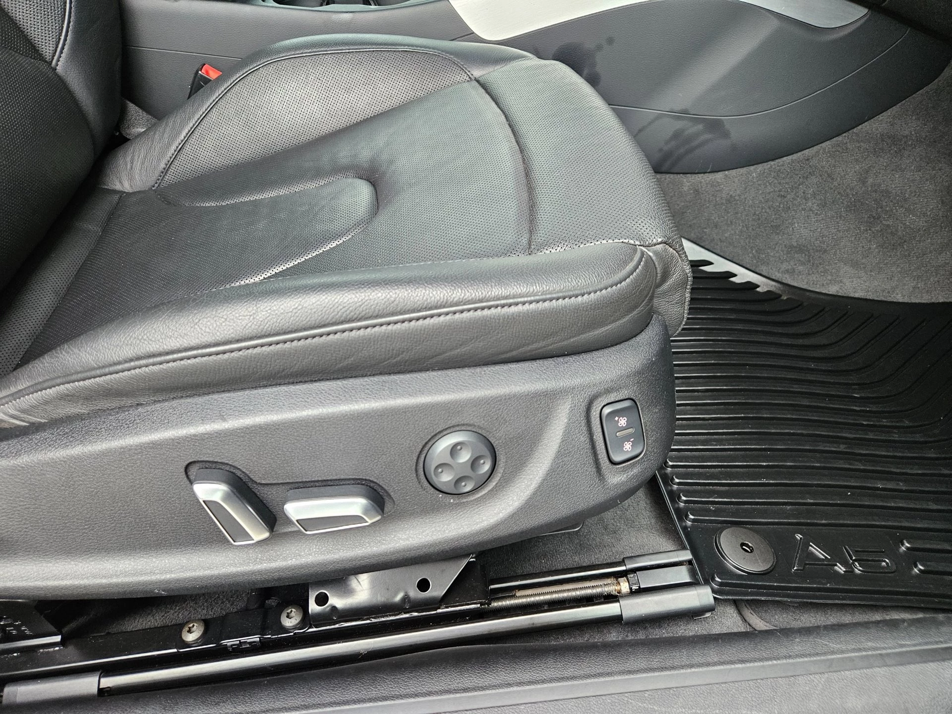 Hoofdafbeelding Audi S5