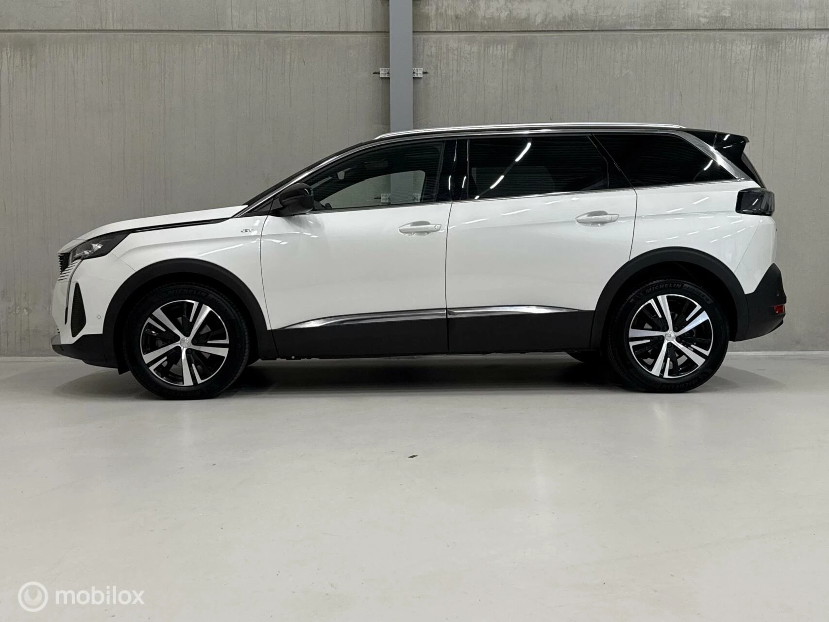 Hoofdafbeelding Peugeot 5008