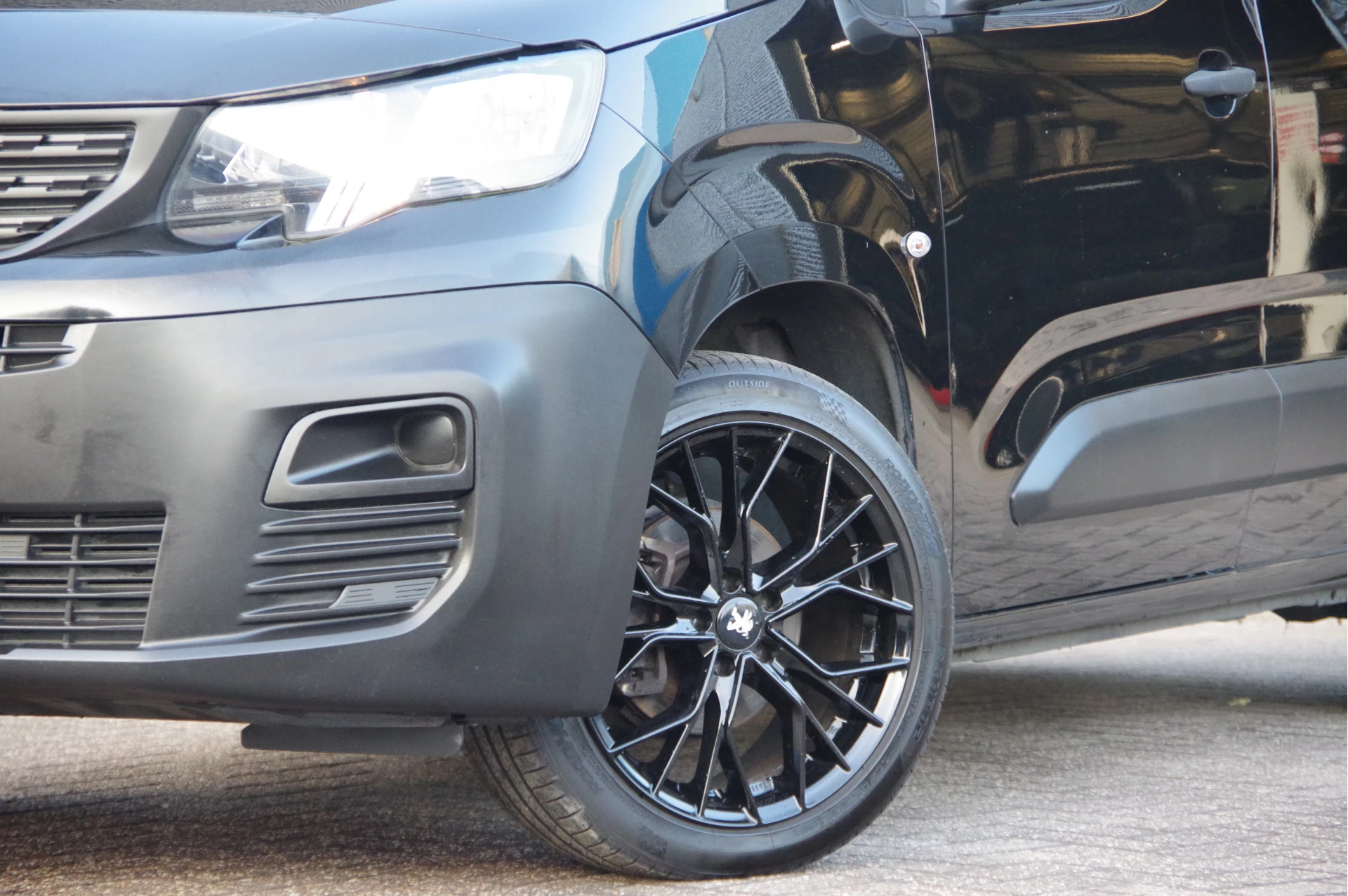 Hoofdafbeelding Peugeot Partner