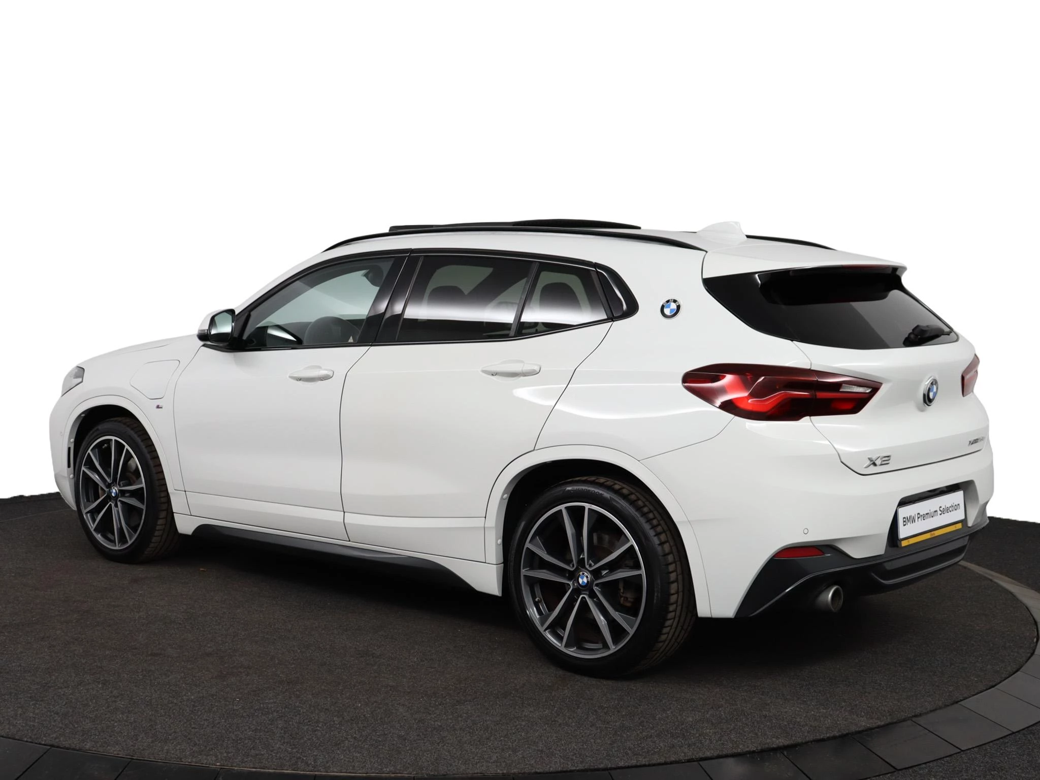 Hoofdafbeelding BMW X2