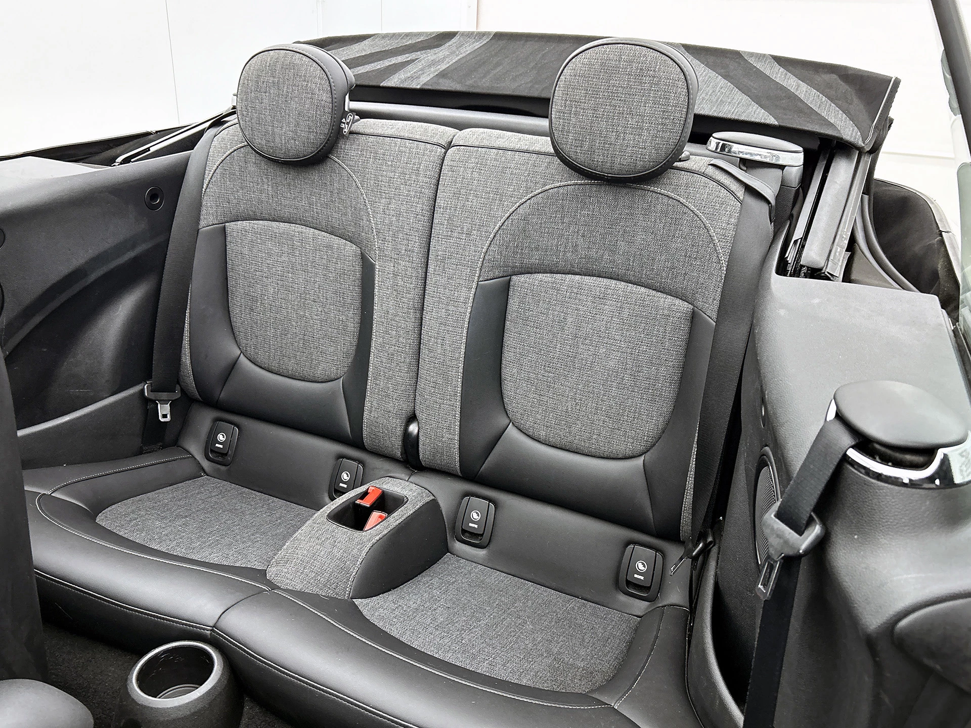 Hoofdafbeelding MINI Cooper Cabrio