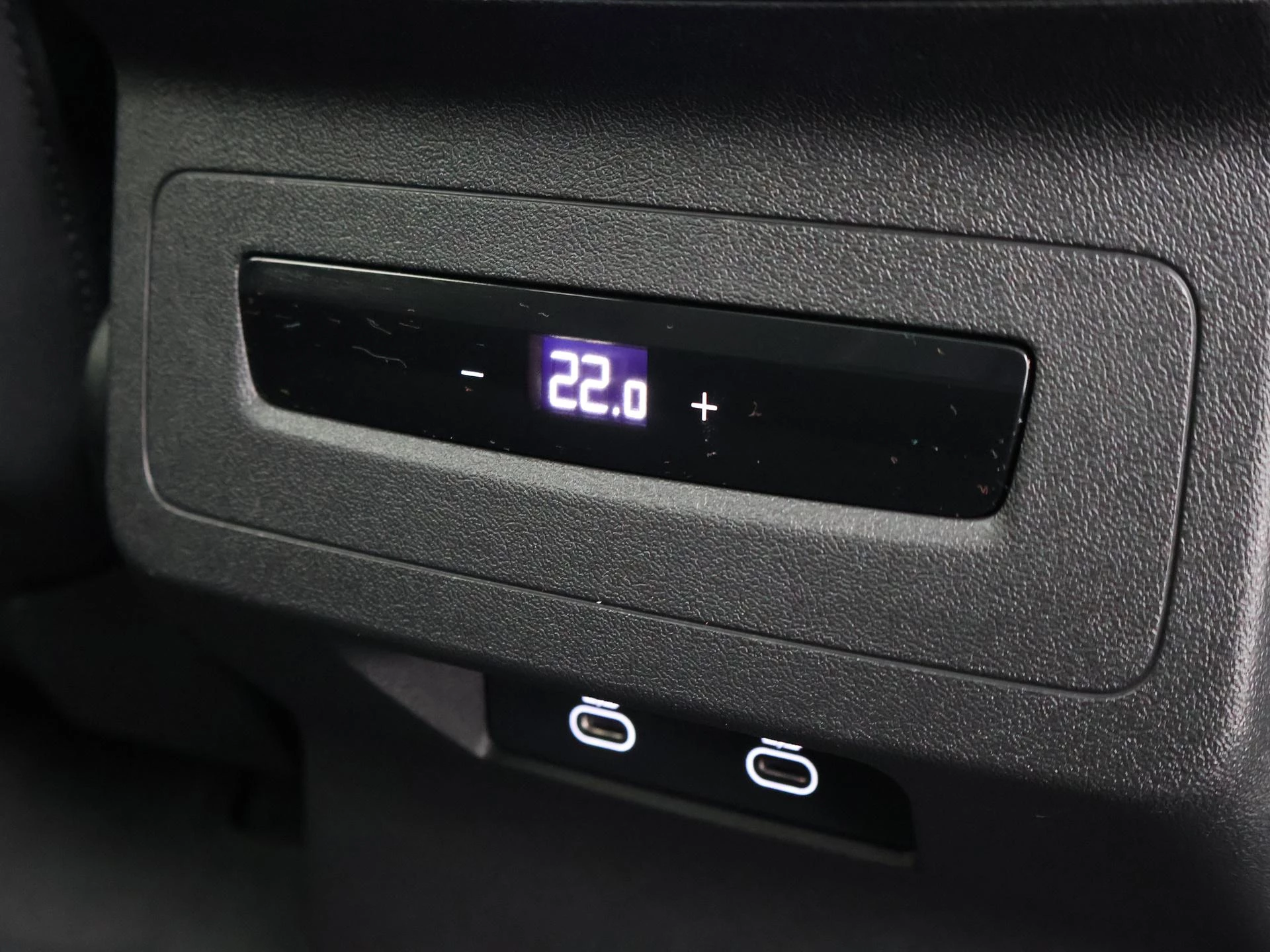 Hoofdafbeelding Audi A6 Avant e-tron