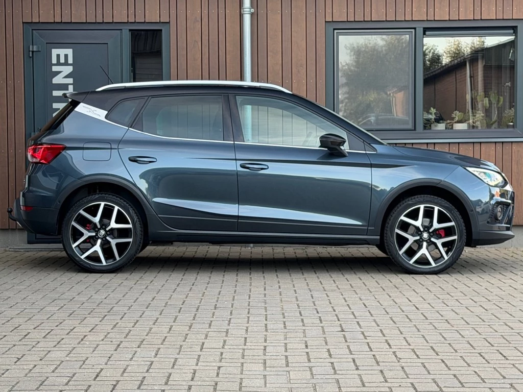 Hoofdafbeelding SEAT Arona