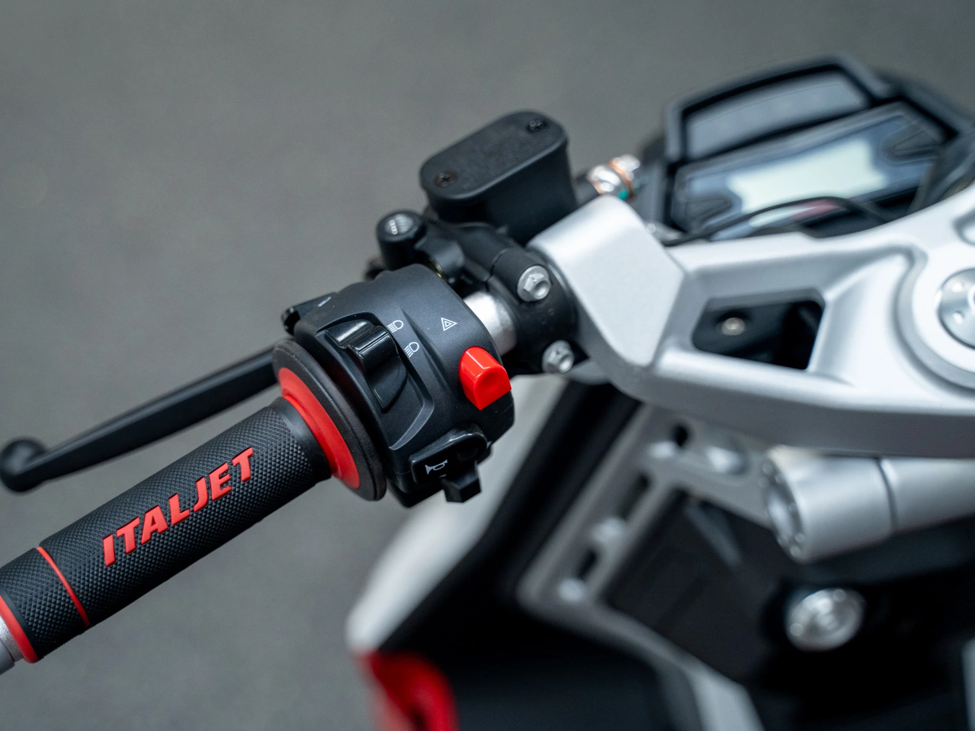 Hoofdafbeelding Italjet Dragster