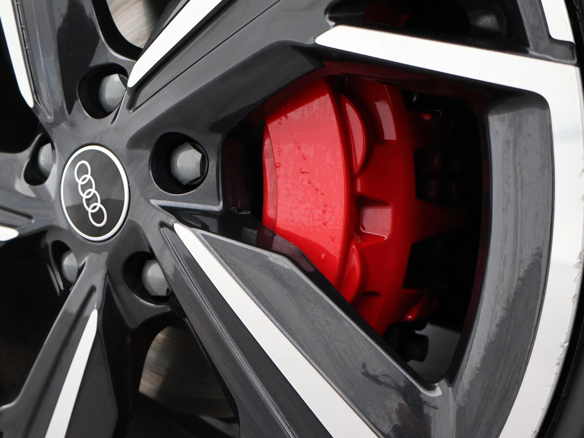 Hoofdafbeelding Audi A6 Avant e-tron