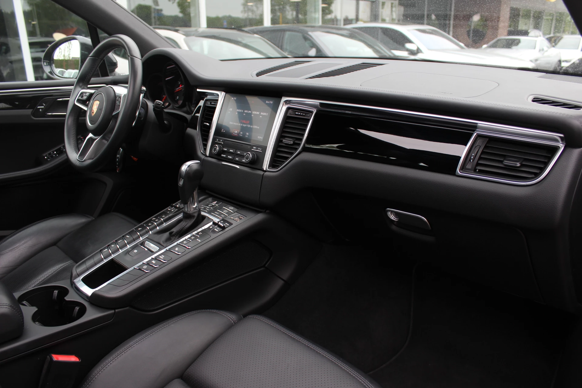 Hoofdafbeelding Porsche Macan