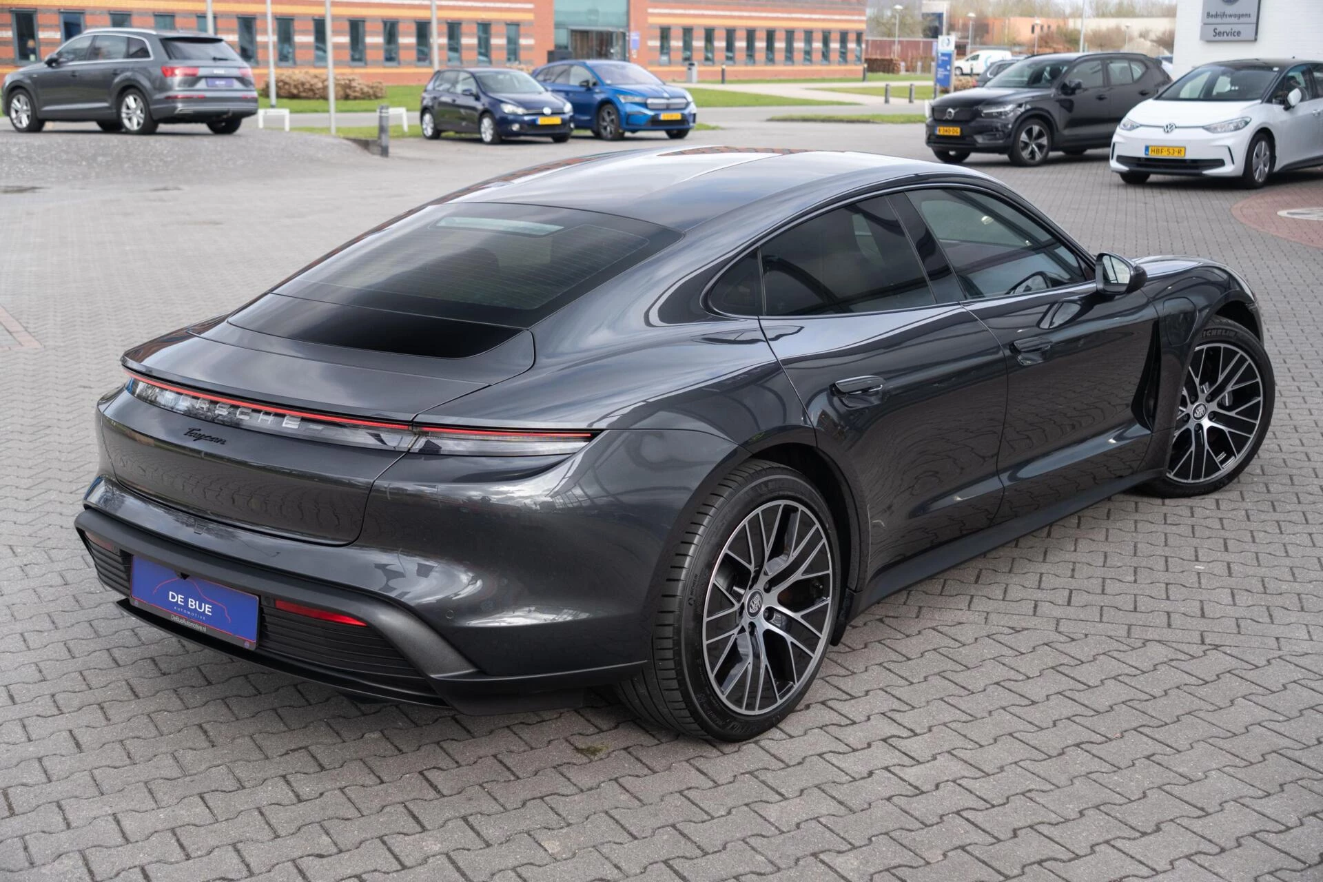 Hoofdafbeelding Porsche Taycan