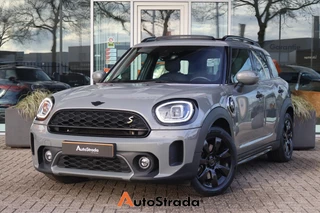 Mini Mini Countryman (f60) 1.5 Cooper S E ALL4 220pk | Camera | Pano | Navigatie | Virtual  | Union Jack | Stoelverwarming