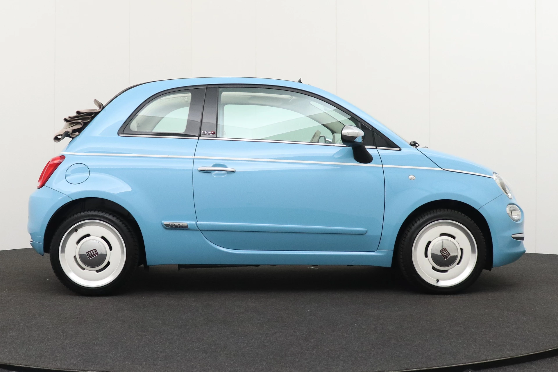 Hoofdafbeelding Fiat 500C