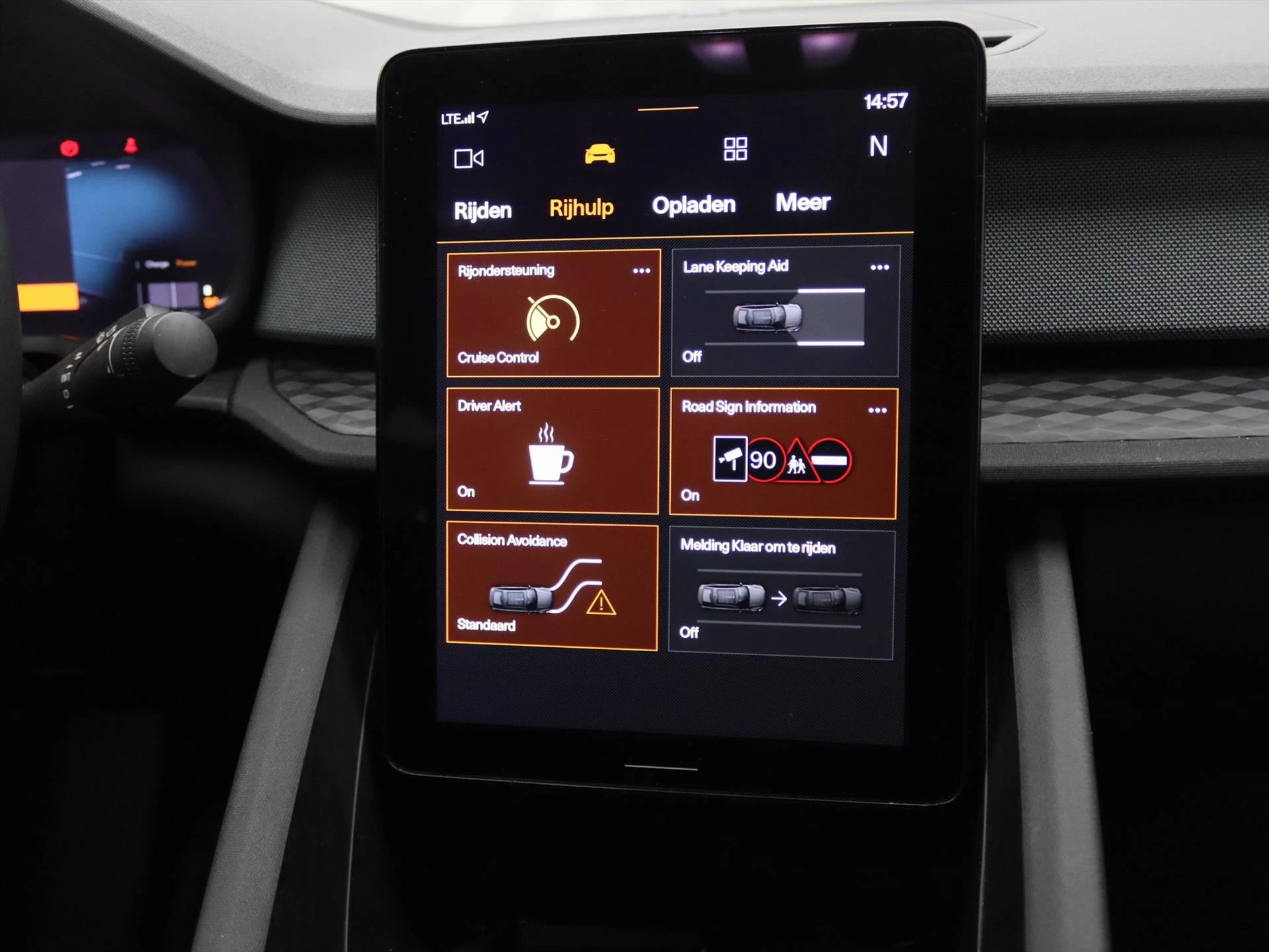 Hoofdafbeelding Polestar 2