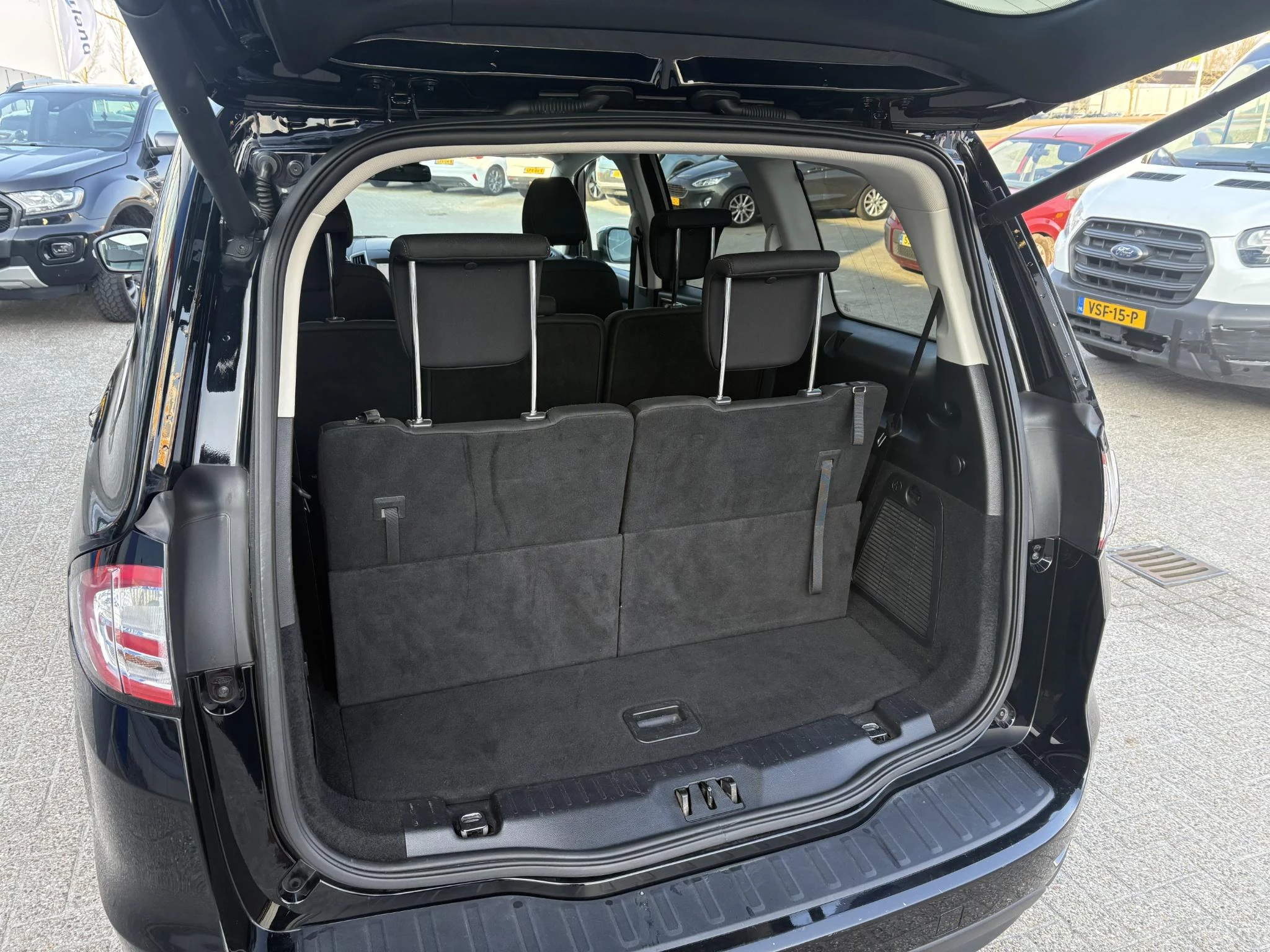 Hoofdafbeelding Ford Galaxy