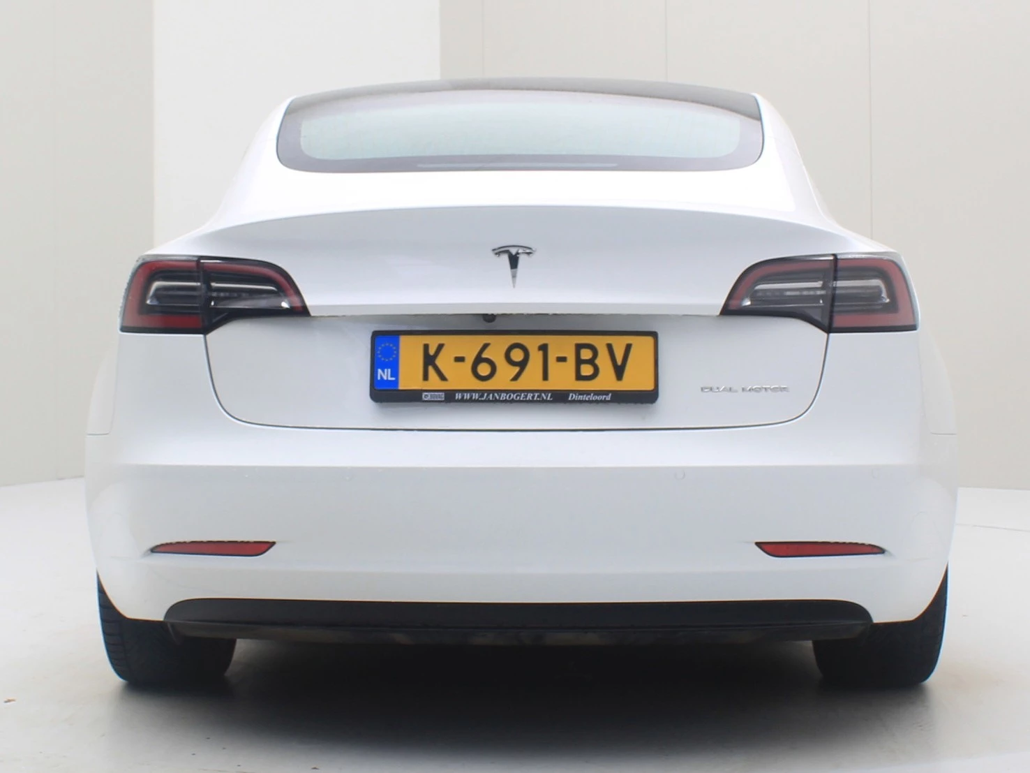Hoofdafbeelding Tesla Model 3