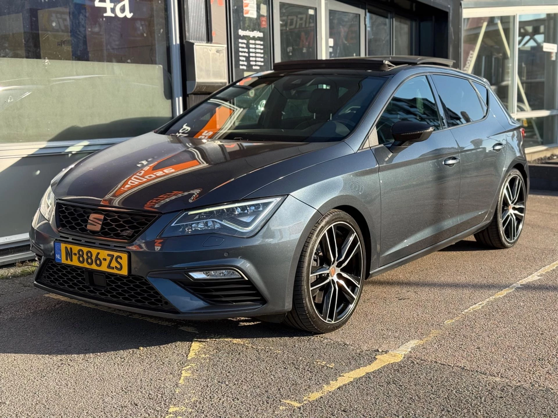 Hoofdafbeelding SEAT Leon
