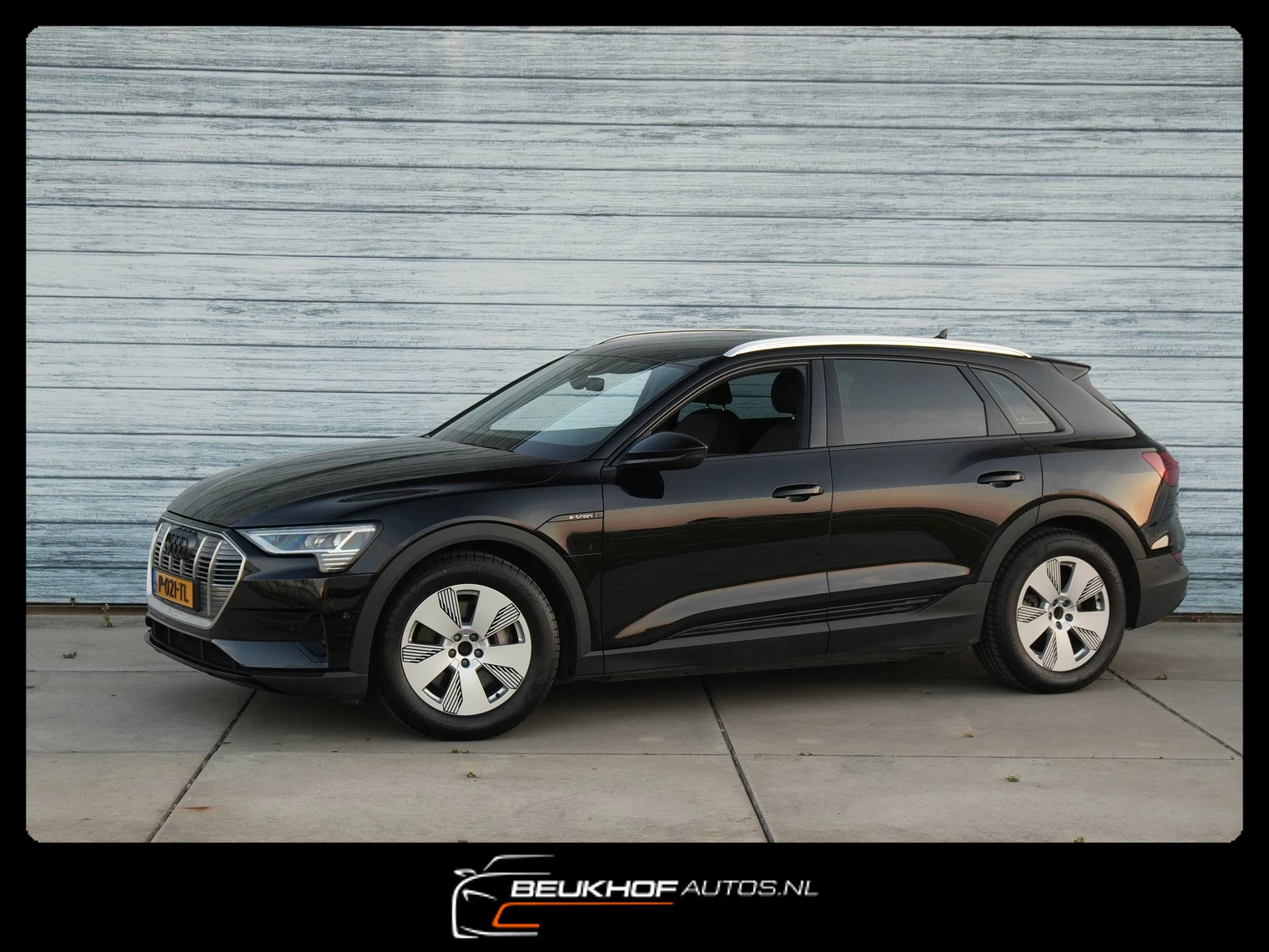 Hoofdafbeelding Audi e-tron