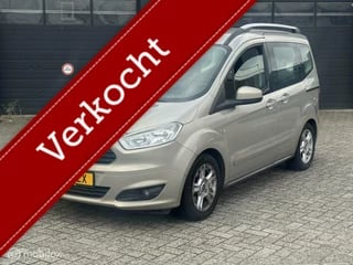 Hoofdafbeelding Ford Tourneo Courier Ford Tourneo Courier 1.0 Titanium // MOTOR DEFECT // EXPORT