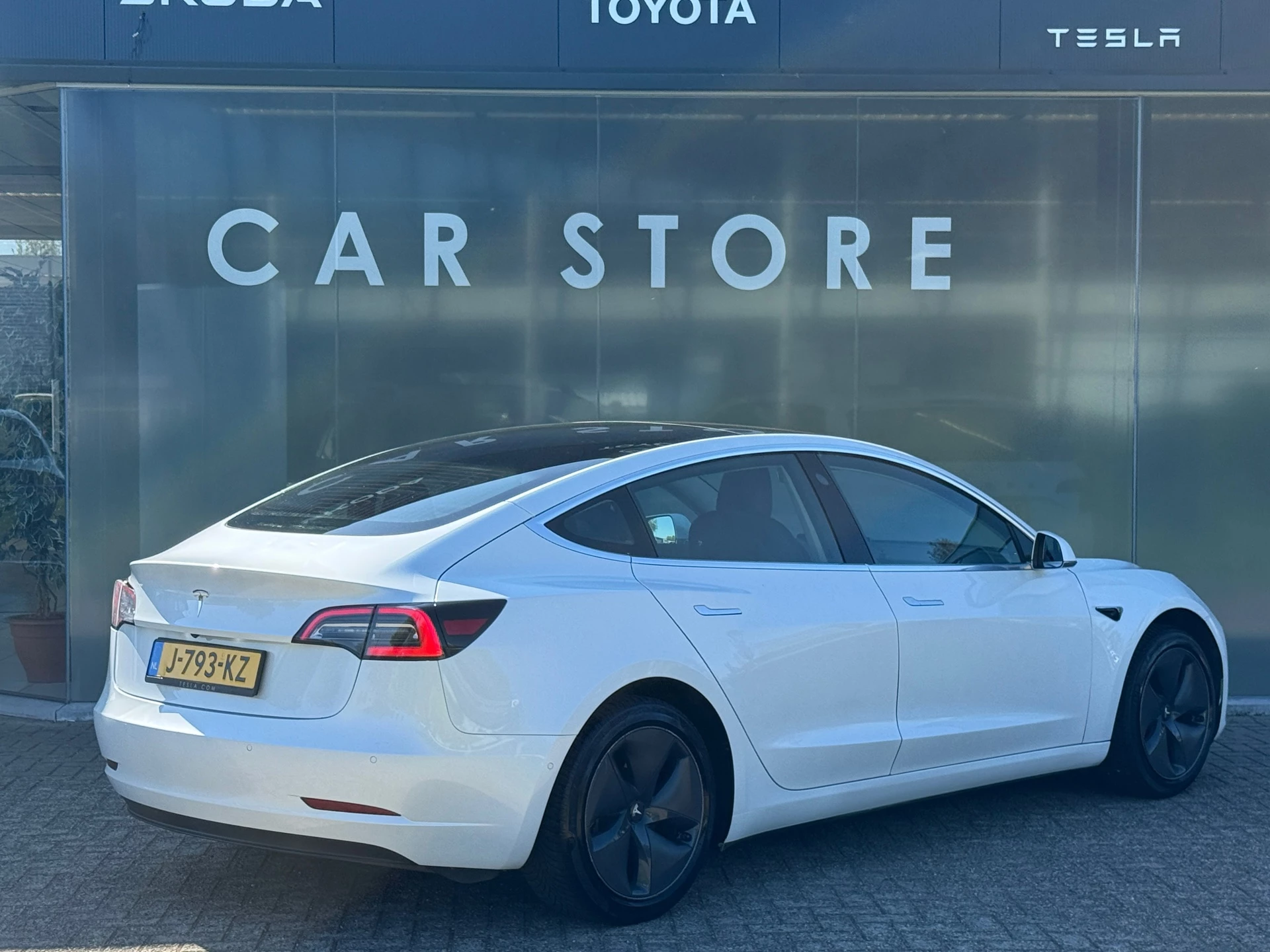 Hoofdafbeelding Tesla Model 3