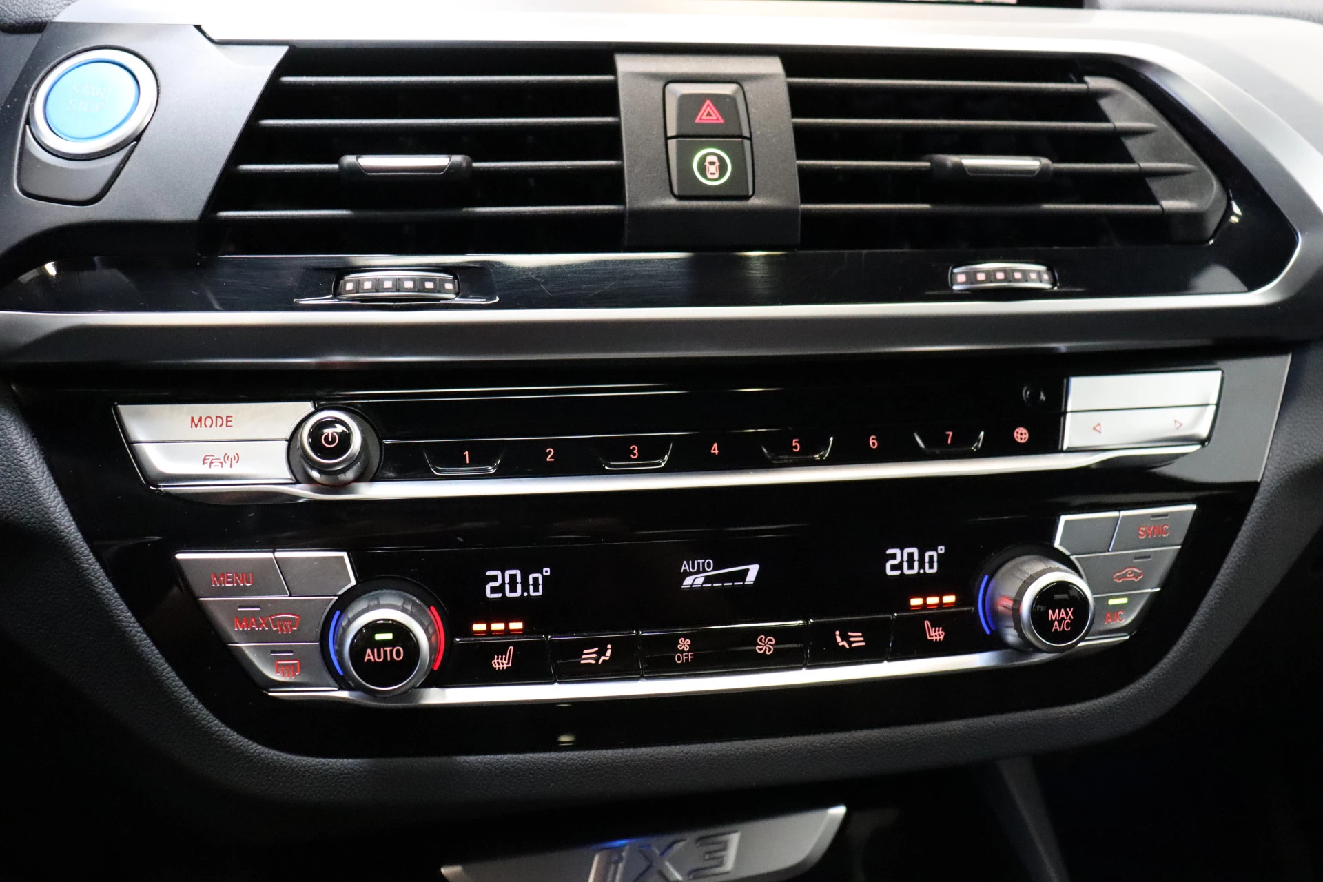 Hoofdafbeelding BMW iX3