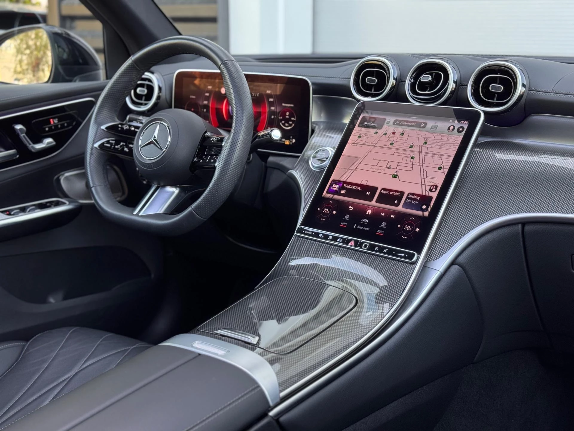 Hoofdafbeelding Mercedes-Benz GLC