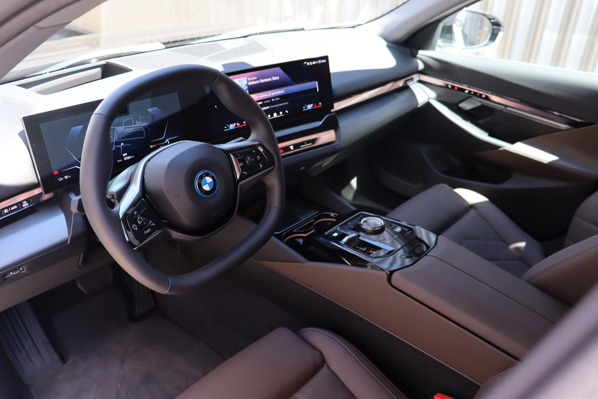 Hoofdafbeelding BMW i5