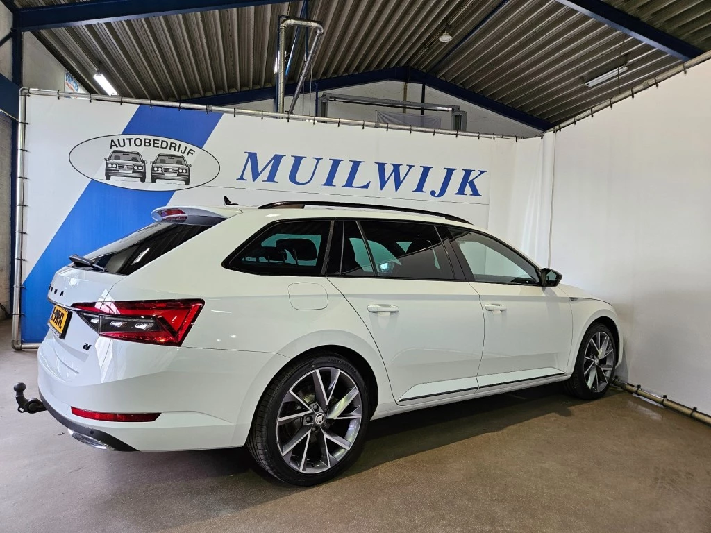 Hoofdafbeelding Škoda Superb