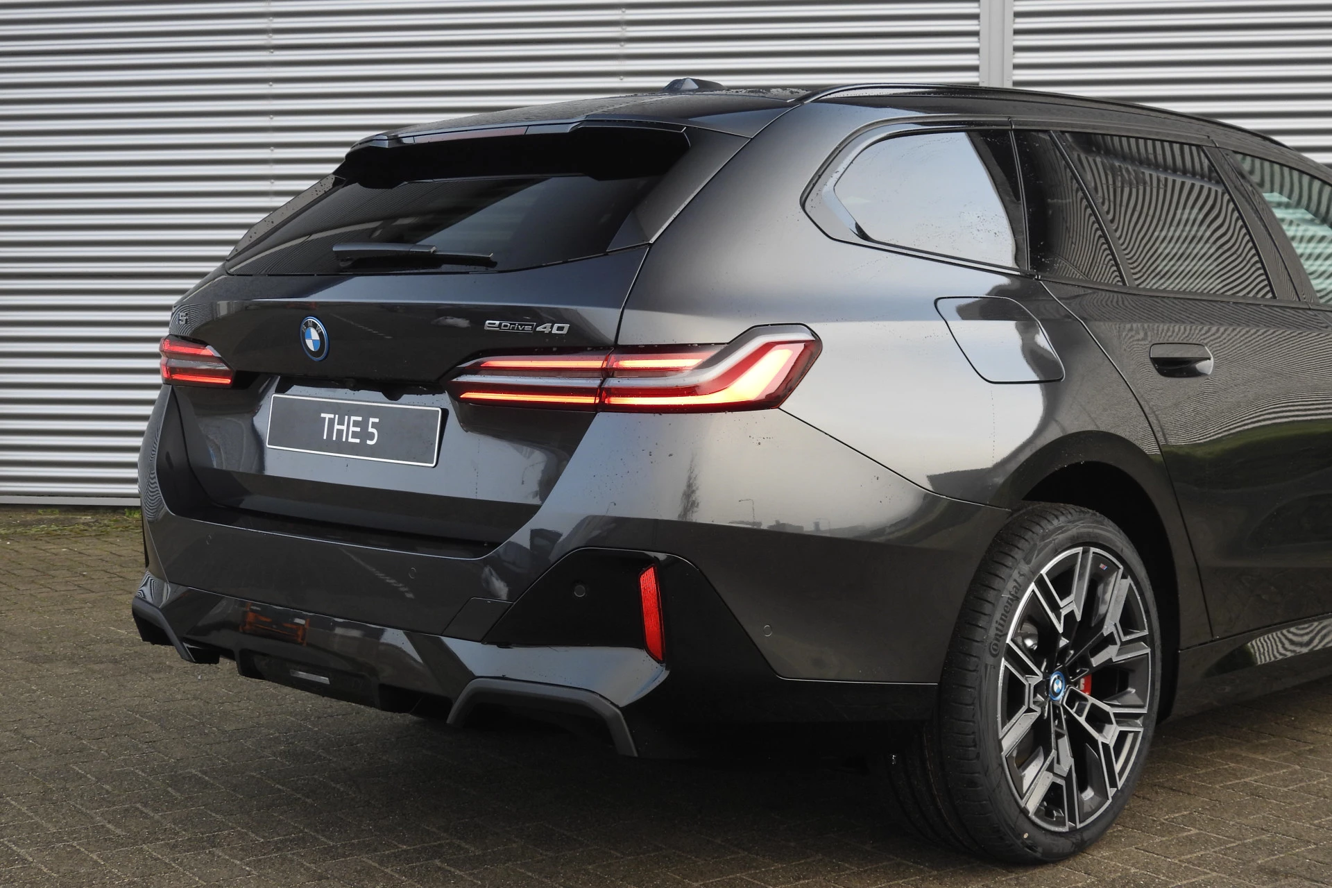 Hoofdafbeelding BMW i5