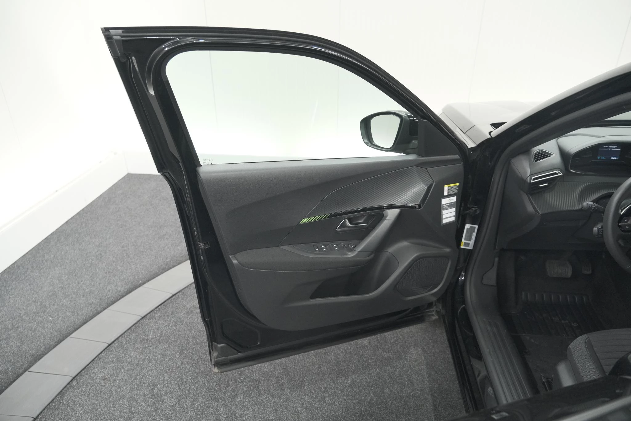 Hoofdafbeelding Peugeot e-2008