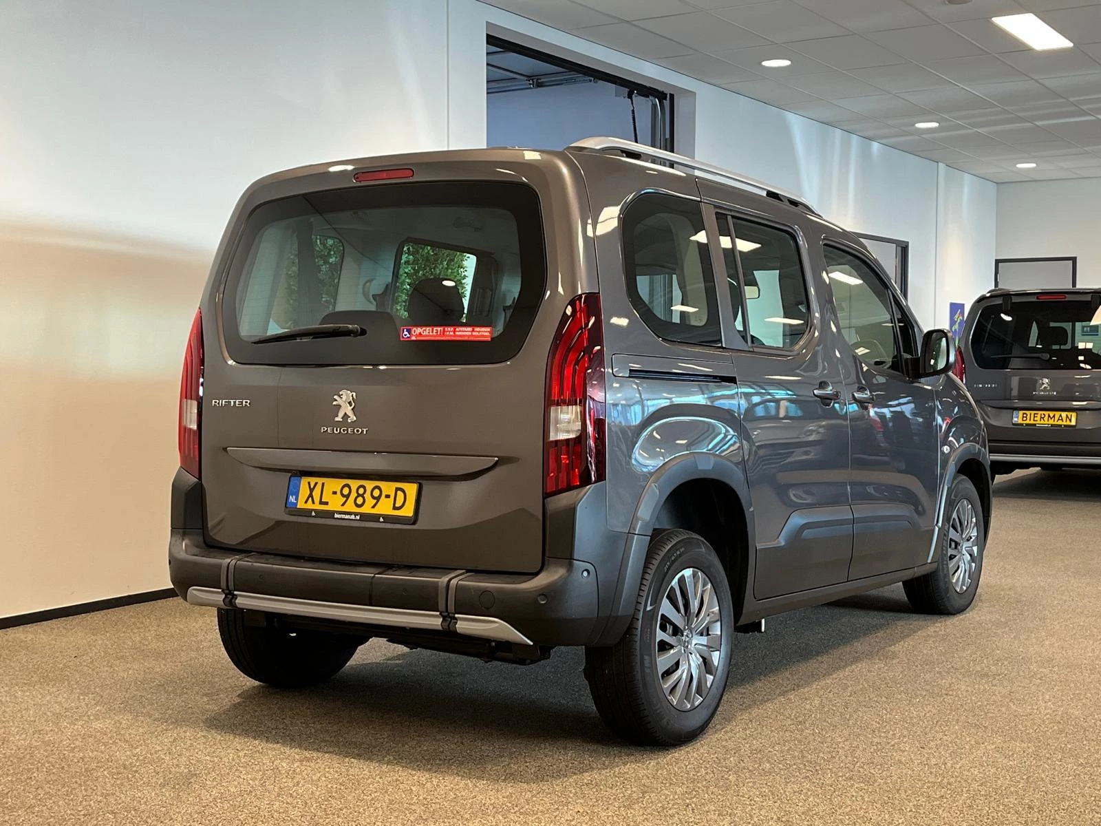 Hoofdafbeelding Peugeot Rifter