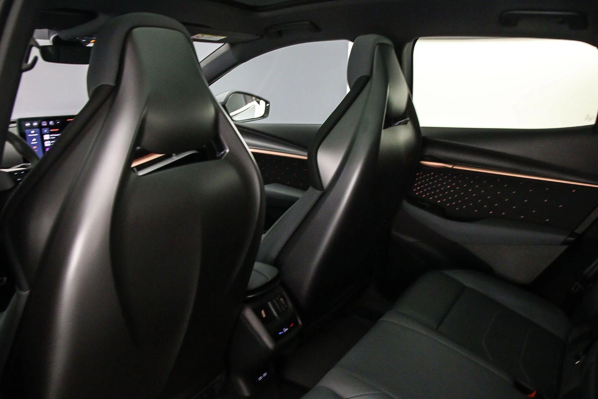 Hoofdafbeelding CUPRA Tavascan